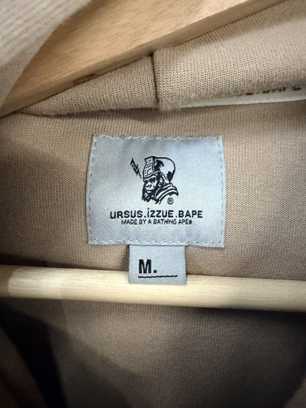 Bape Ursus. Izzue. BAPE Hoodie Size US M / EU 48-50 / 2 - 4 Thumbnail