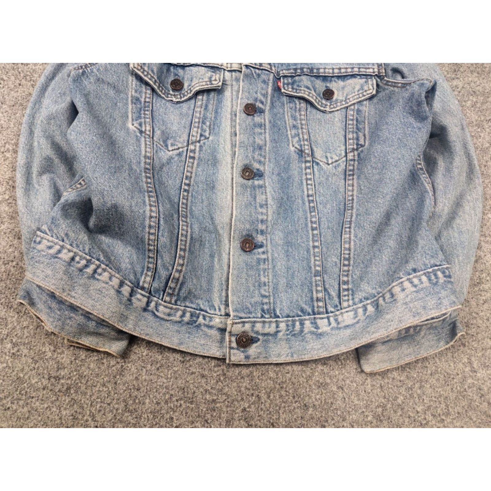 Levi's VINTAGE Levi's Trucker Jacket Denim Blue 70s USA Made 75505 0212 M Blue Denim Jacket Mens 70s USA Trucker 75505 0212 Size US M / EU 48-50 / 2 - 6 Thumbnail