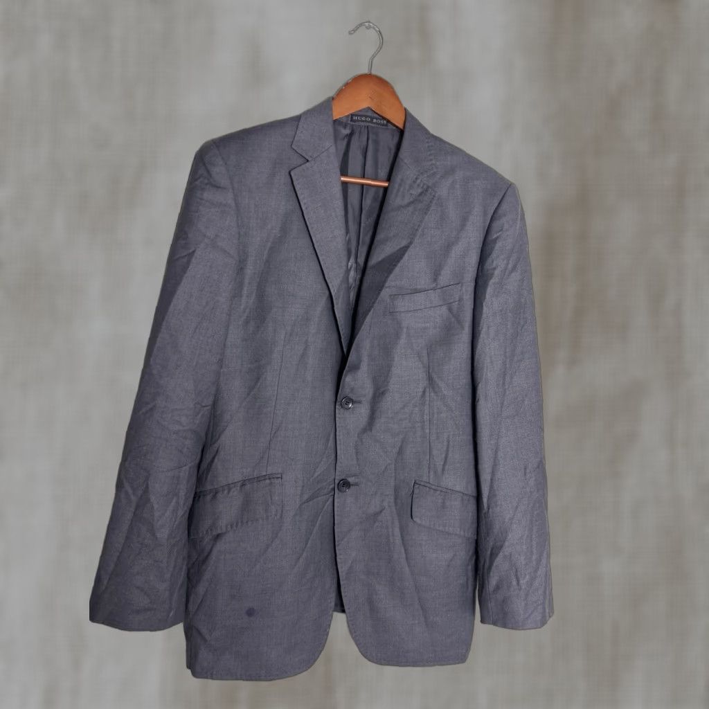 Hugo Boss VINTAGE Hugo Boss Super 200 Mens Sport Coat Gray EU 50 Made In Italy Mens Coat Sport Coat Gray 50 EU Hugo Boss Size US M / EU 48-50 / 2 - 1 Thumbnail