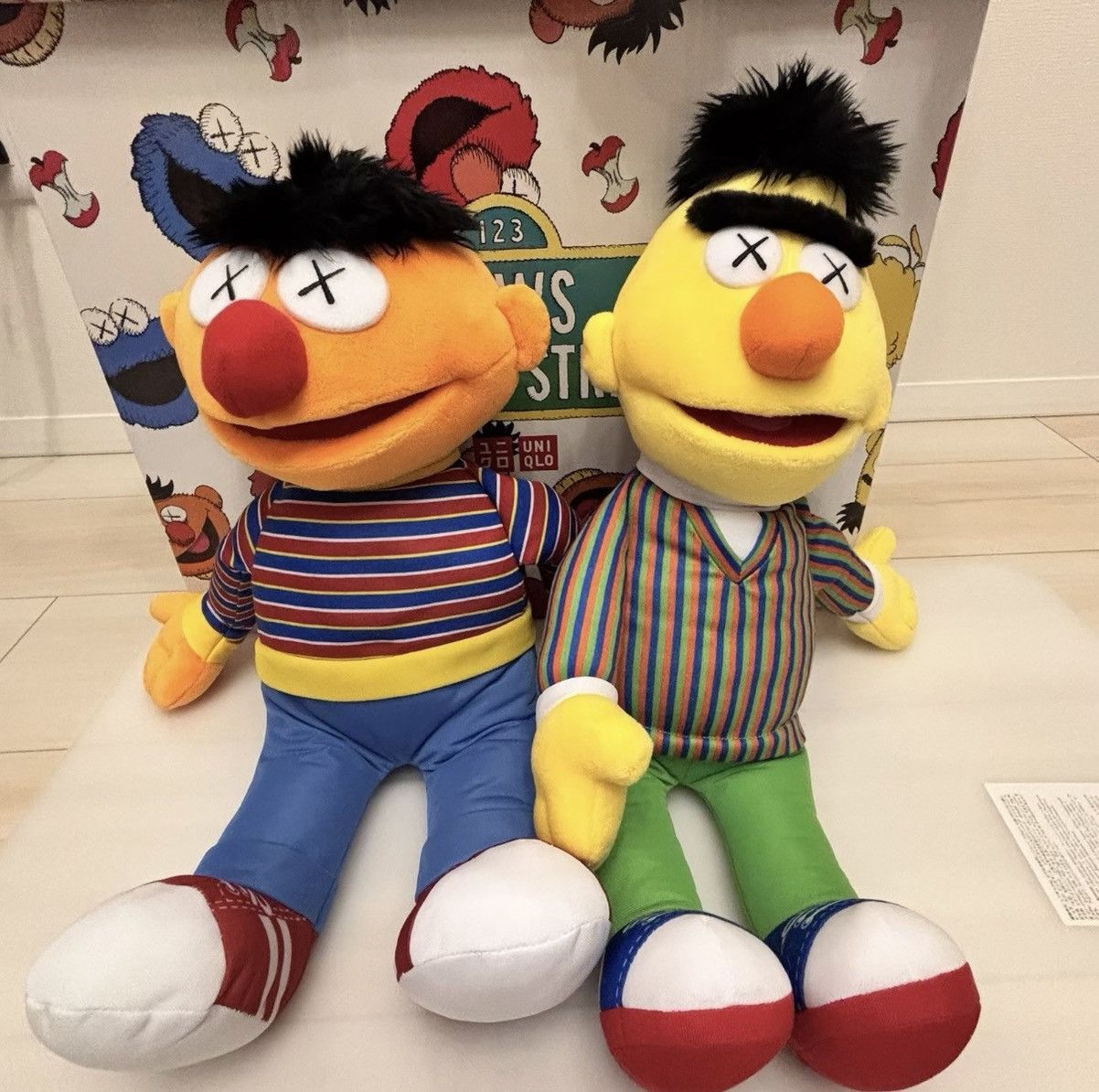 Kaws Kaws Sesame Street Uniqlo Complete Box Set Size ONE SIZE - 6 Thumbnail