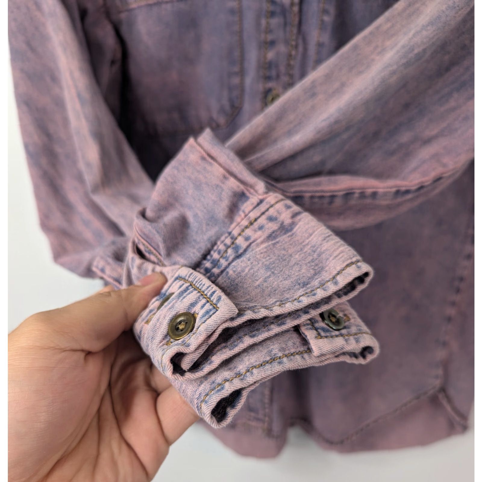 Denime VINTAGE Mudd Shirt Denim Purple Long Sleeve Button-Up Size M Womens Y2K Bohemian 90s Grunge Western Casual Workwear Denim Shirt Purple Medium Size M / US 6-8 / IT 42-44 - 3 Thumbnail