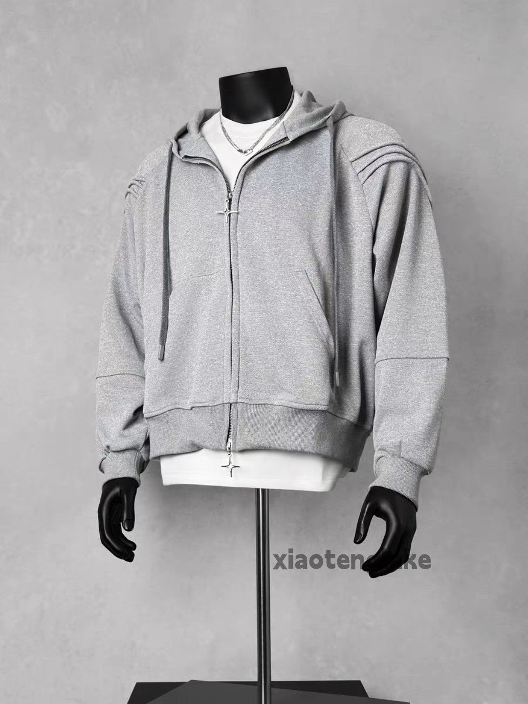 Designer Unisex outdoor utility loose pleated cleanfit hoodie Size US XL / EU 56 / 4 - 3 Thumbnail