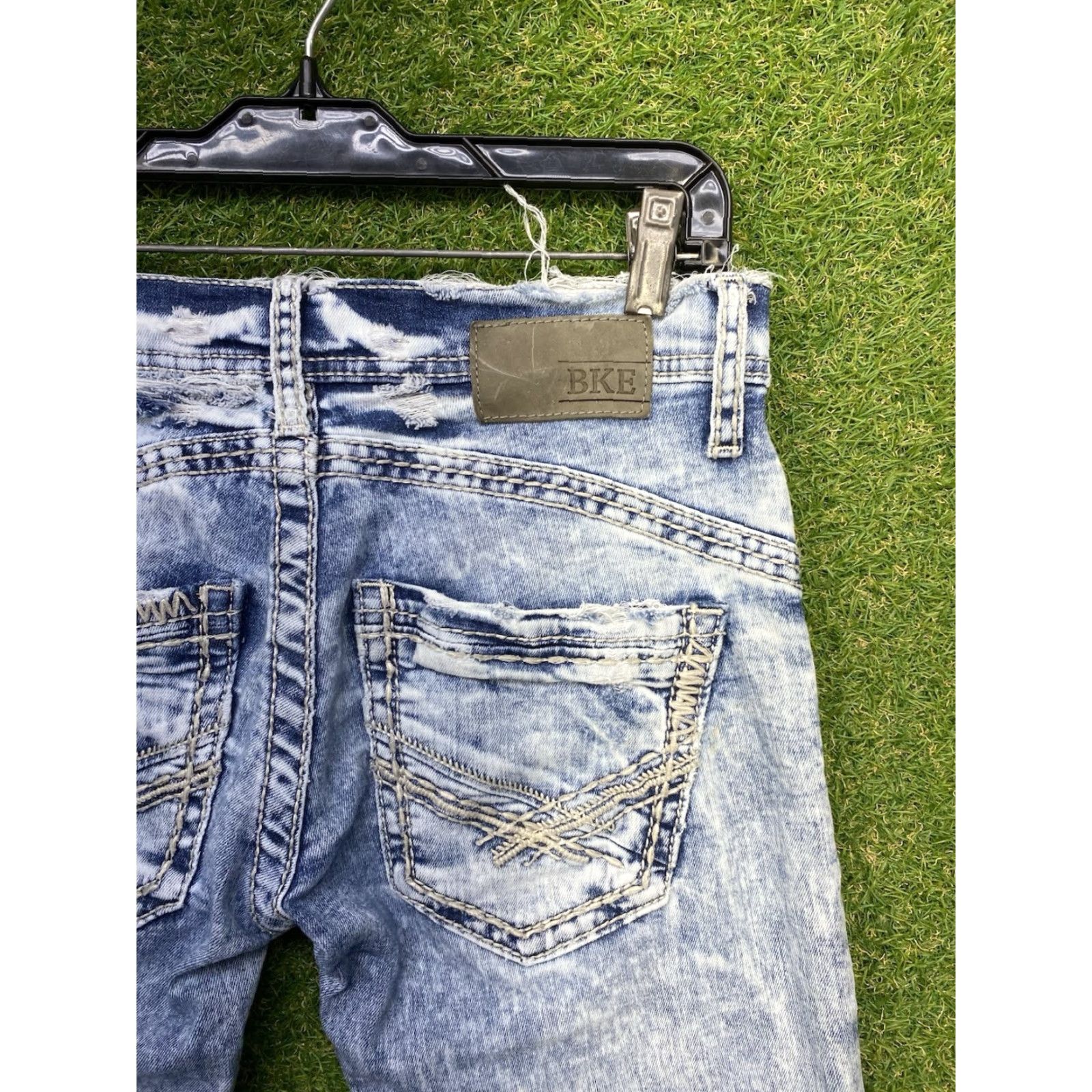 Vintage Vintage Buckle BKE Jeans Mens 26L Aiden Straight Leg Mid Rise Distressed Light Wash Denim 3D Y2K band hip hop rock retro 2000s USA Logo Mens Jeans Size US 26 / EU 42 - 4 Thumbnail