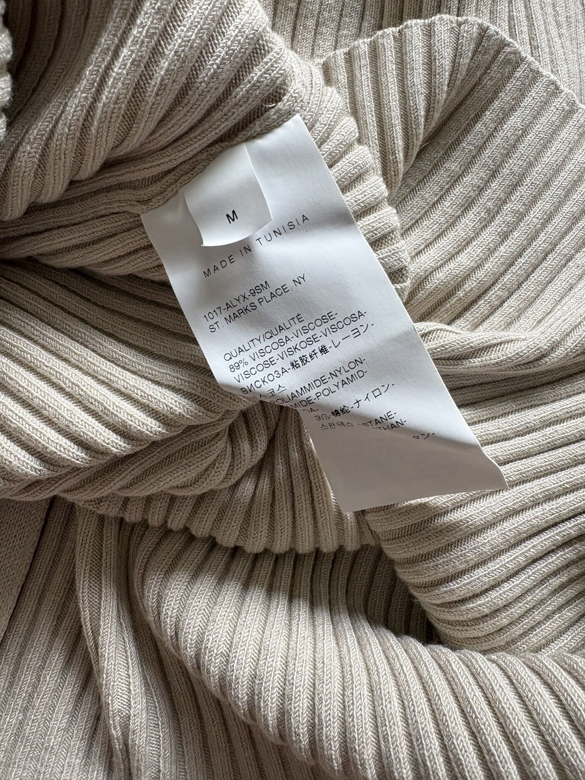 1017 ALYX 9SM Beige cream alyx 1017 zip up sweater Size US M / EU 48-50 / 2 - 9 Thumbnail
