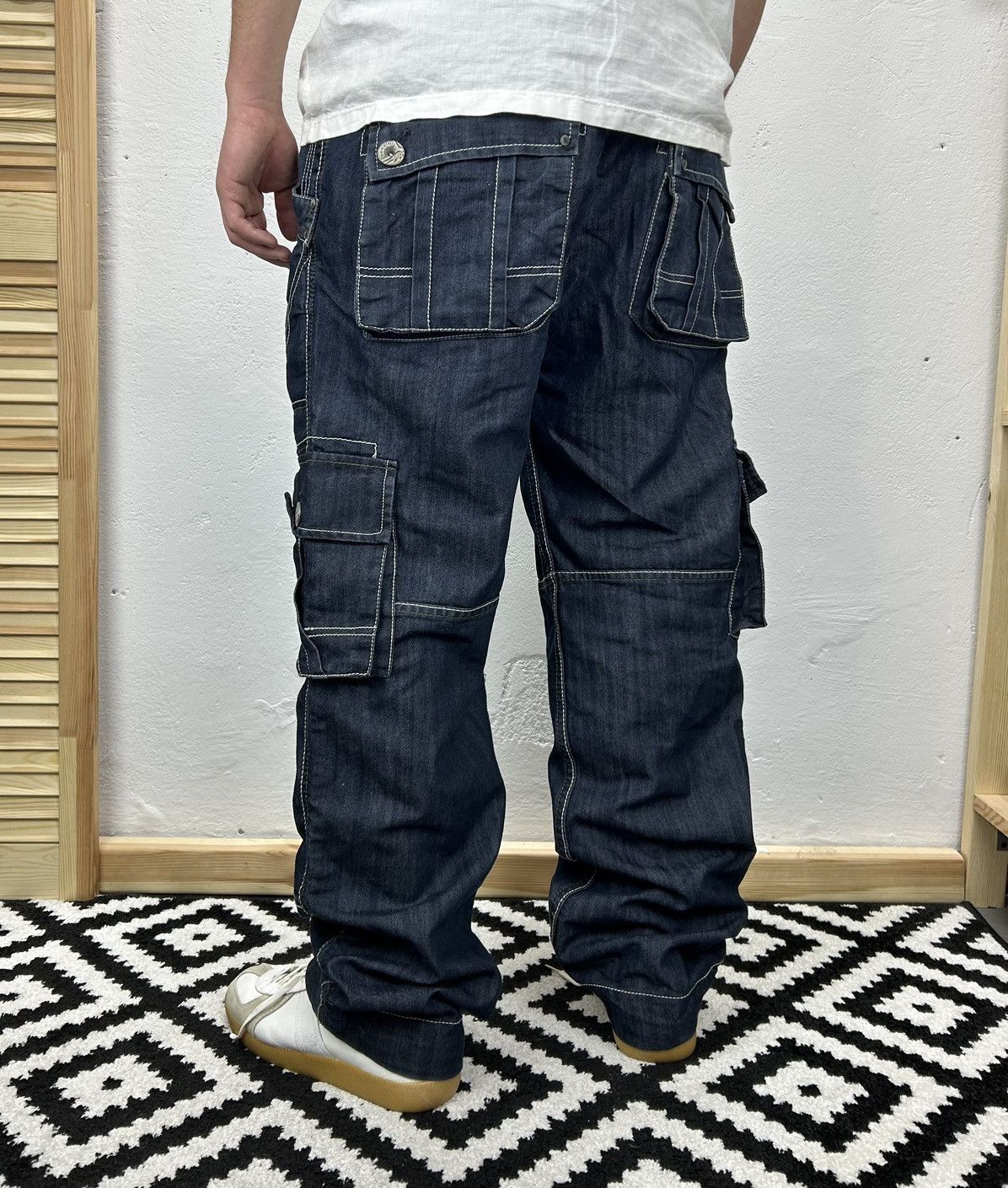 Vintage Vintage Y2k Cargo Denim jeans size 36/32 multi pocket Size US 36 / EU 52 - 3 Thumbnail