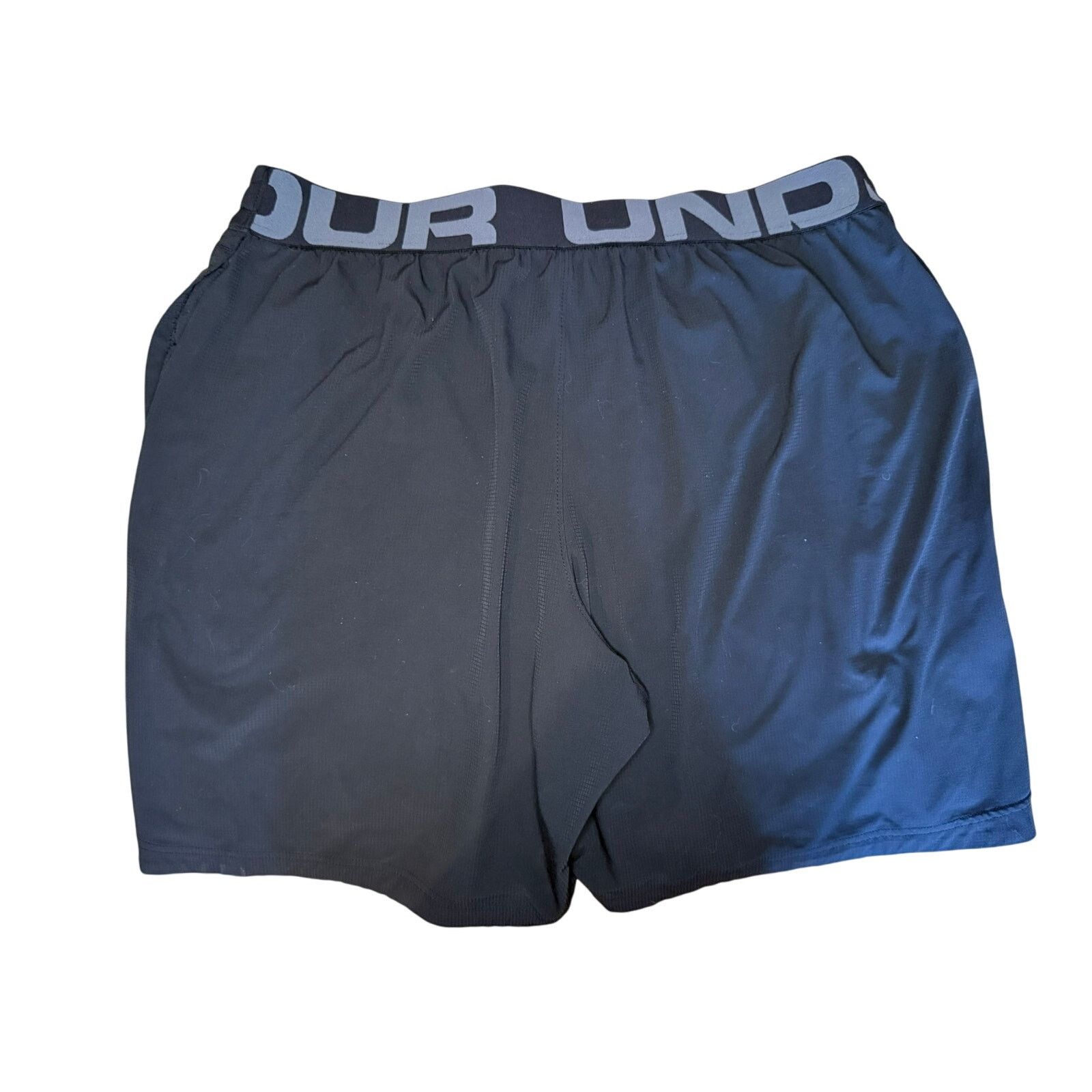 Under Armour Under Armour Men's Fitted Gray Shorts Size XL 7" inseam Size US 39 - 2 Thumbnail