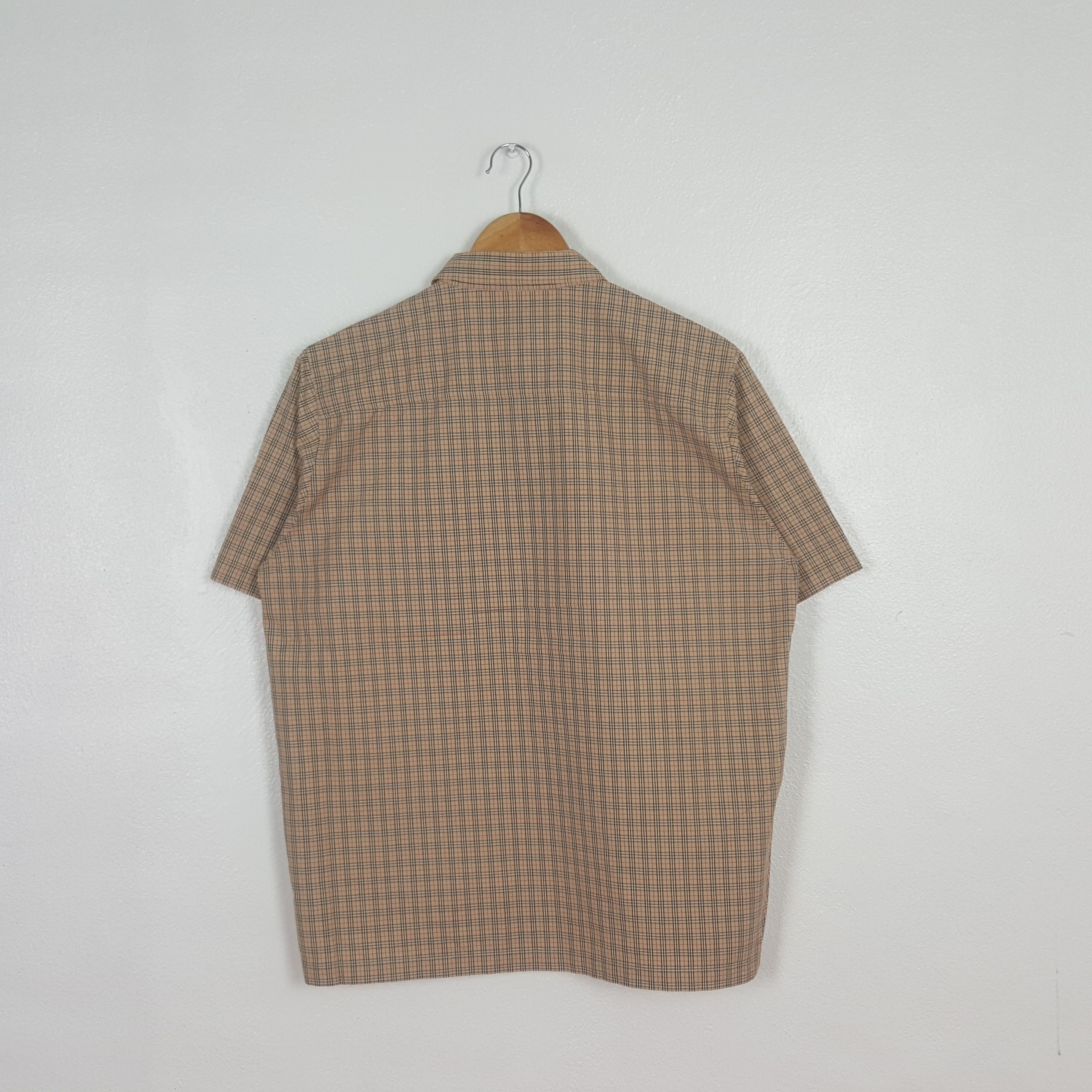 Burberry Vintage Burberry Nova Check Shirt Button Up C319N14 Size US M / EU 48-50 / 2 - 3 Thumbnail