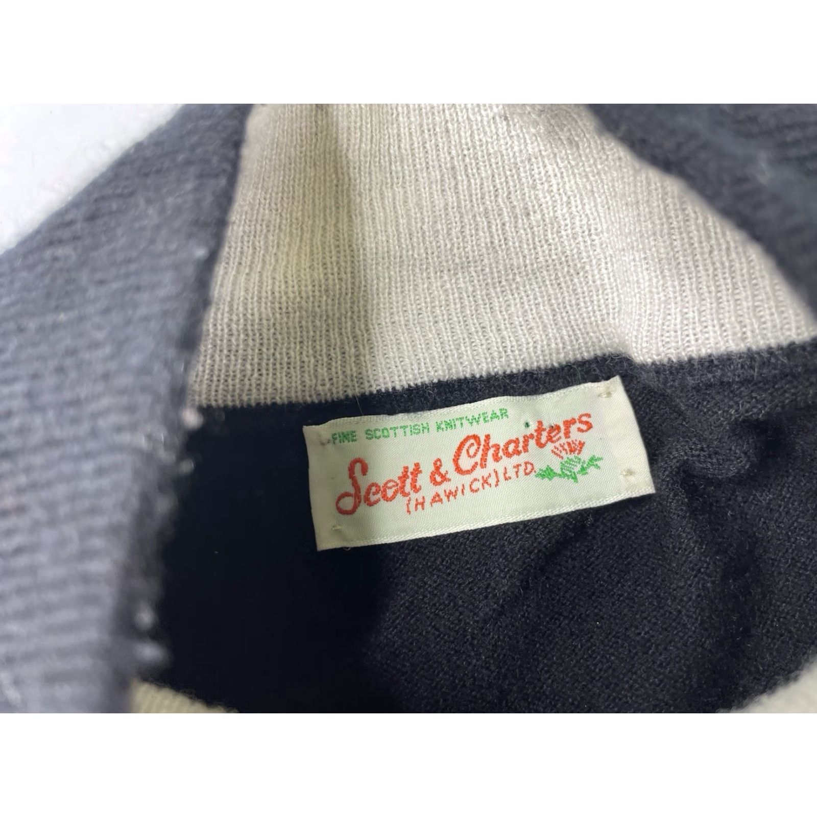 Vintage VINTAGE Scott & Charters Of Hawick Sweater 1/4 Zip Mens XL Black Cashmere Blend Logo Knit Pullover Classic Golf Luxury Size US XL / EU 56 / 4 - 3 Thumbnail