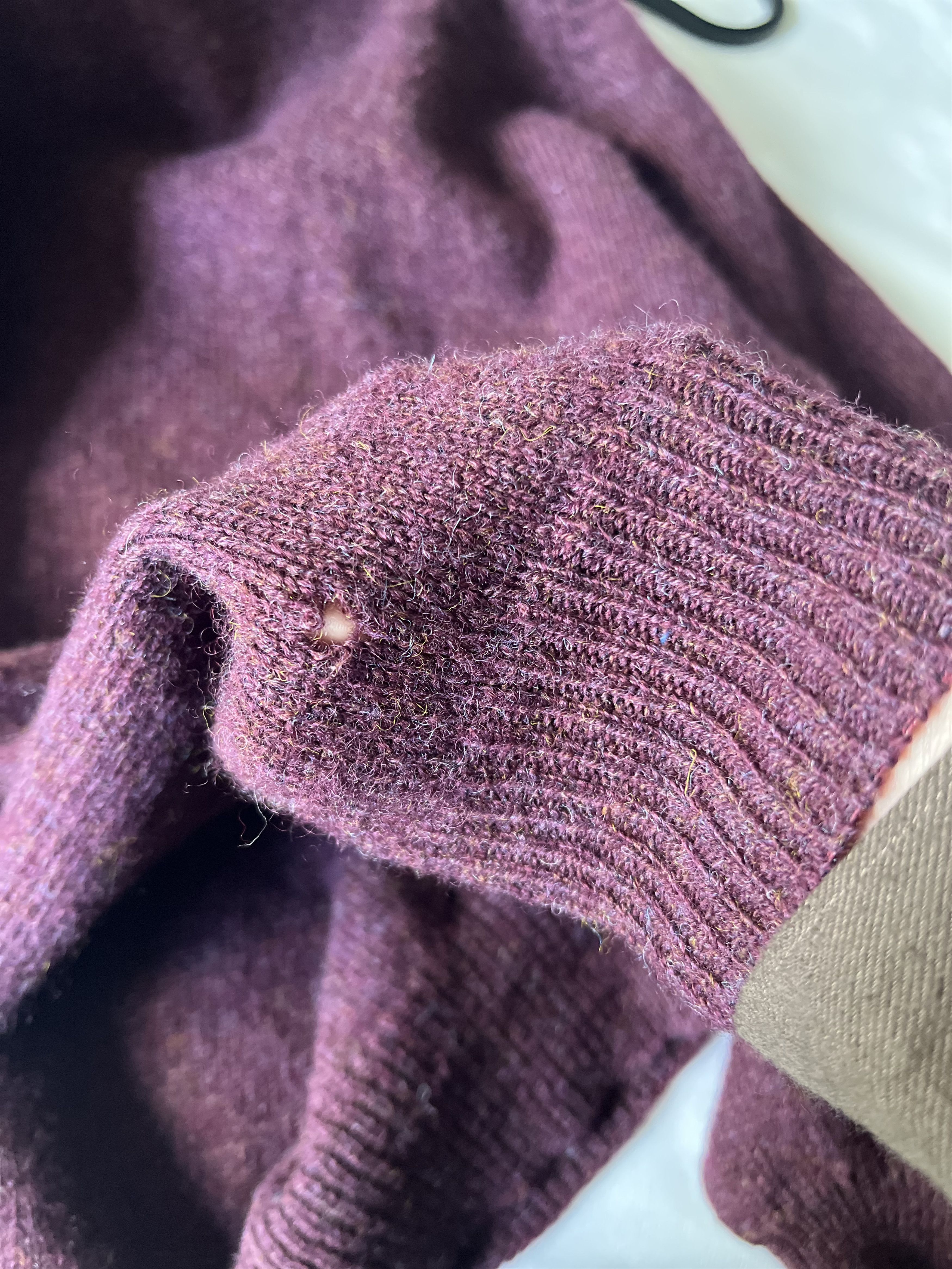 Eddie Bauer Burgundy Shetland Wool Sweater Size US L / EU 52-54 / 3 - 6 Thumbnail