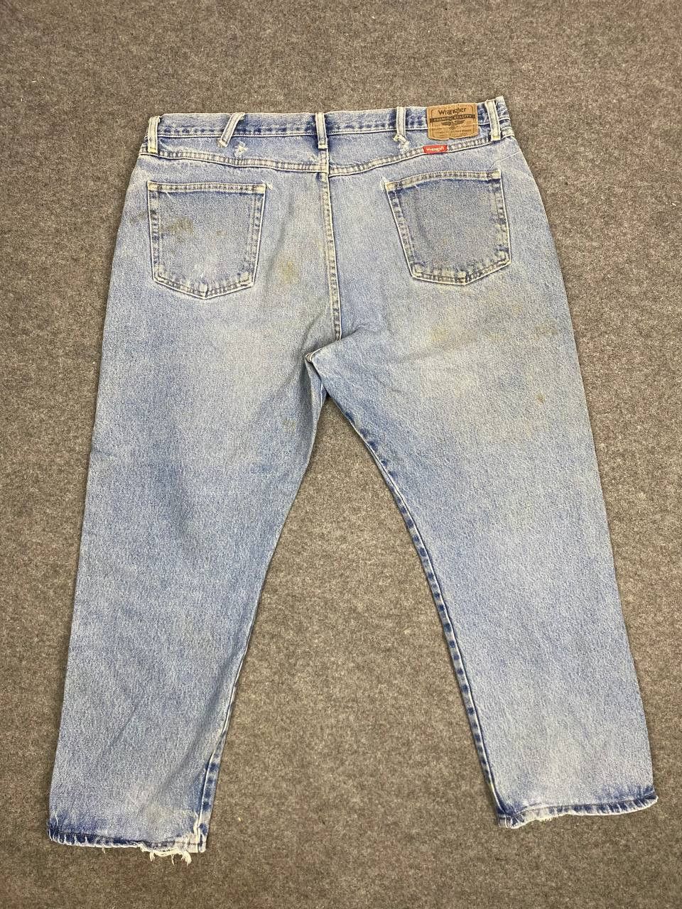 Wrangler vintage wrangler regular fit distressed denim Size US 42 / EU 58 - 1 Thumbnail