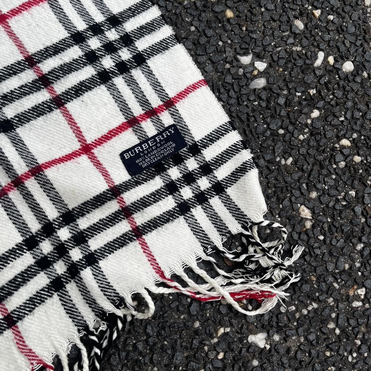 Japanese Brand Burberry Nova Check scarf #luxury #scarf Size ONE SIZE - 2 Thumbnail