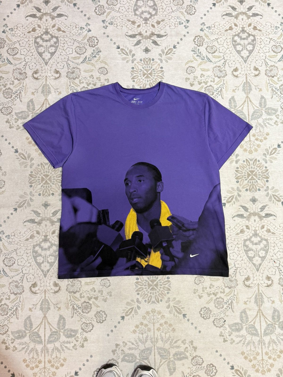 Nike Vintage Y2K Nike Kobe Bryant The Interview Graphic Tee Size US XXL / EU 58 / 5 - 1 Thumbnail