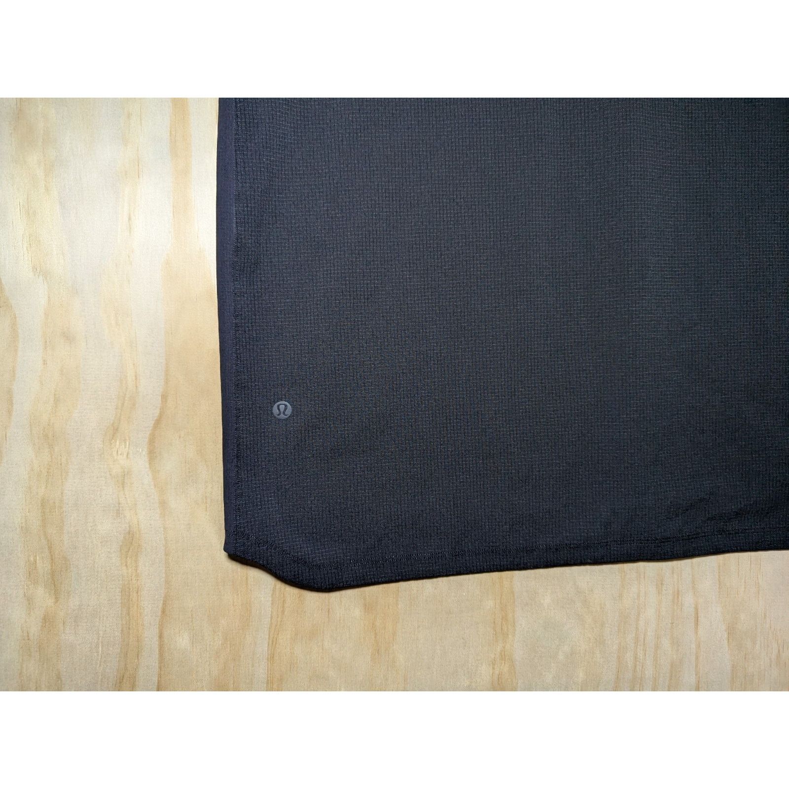 Lululemon Lululemon Men's XL Shirt Black Short Sleeve Snap Button Up Size US XL / EU 56 / 4 - 6 Thumbnail