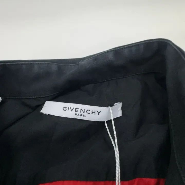 Givenchy Givenchy Givenchy Short Sleeve Logo TShirt for Men -2507 Size US M / EU 48-50 / 2 - 4 Thumbnail