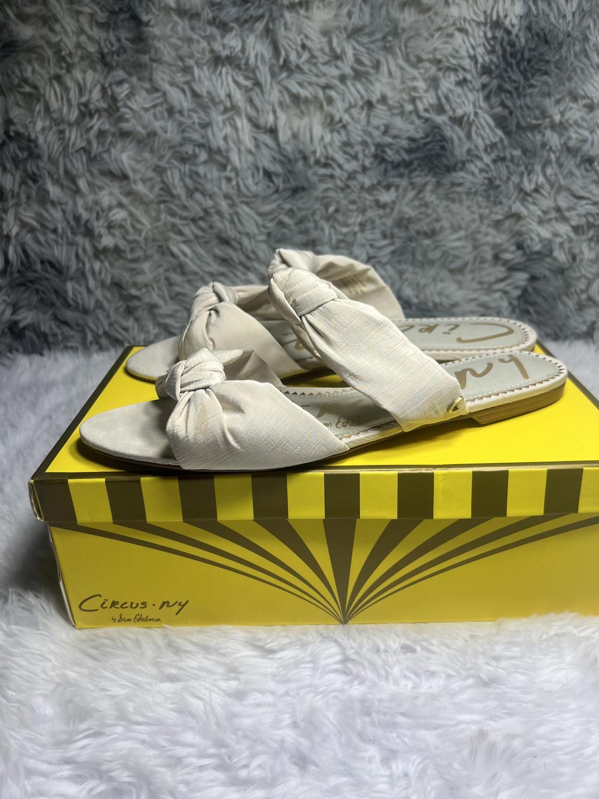 Other Circus by Sam Edelman Marissa Vanilla Bean Knotted Slide M Size US 10 / IT 40 - 4 Thumbnail