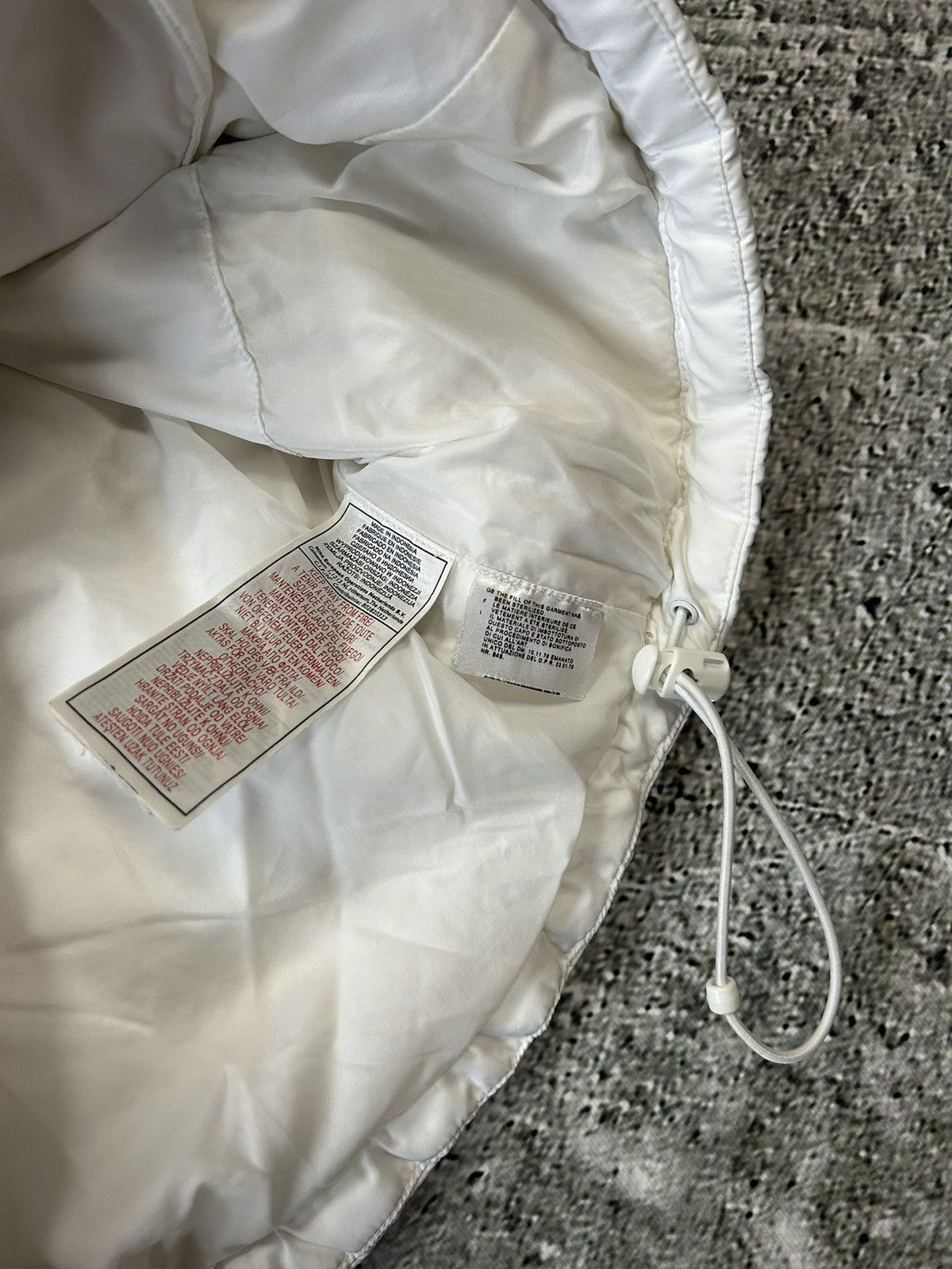 Nike × Vintage Nike vintage white puffer vest small swoosh Size US S / EU 44-46 / 1 - 5 Thumbnail