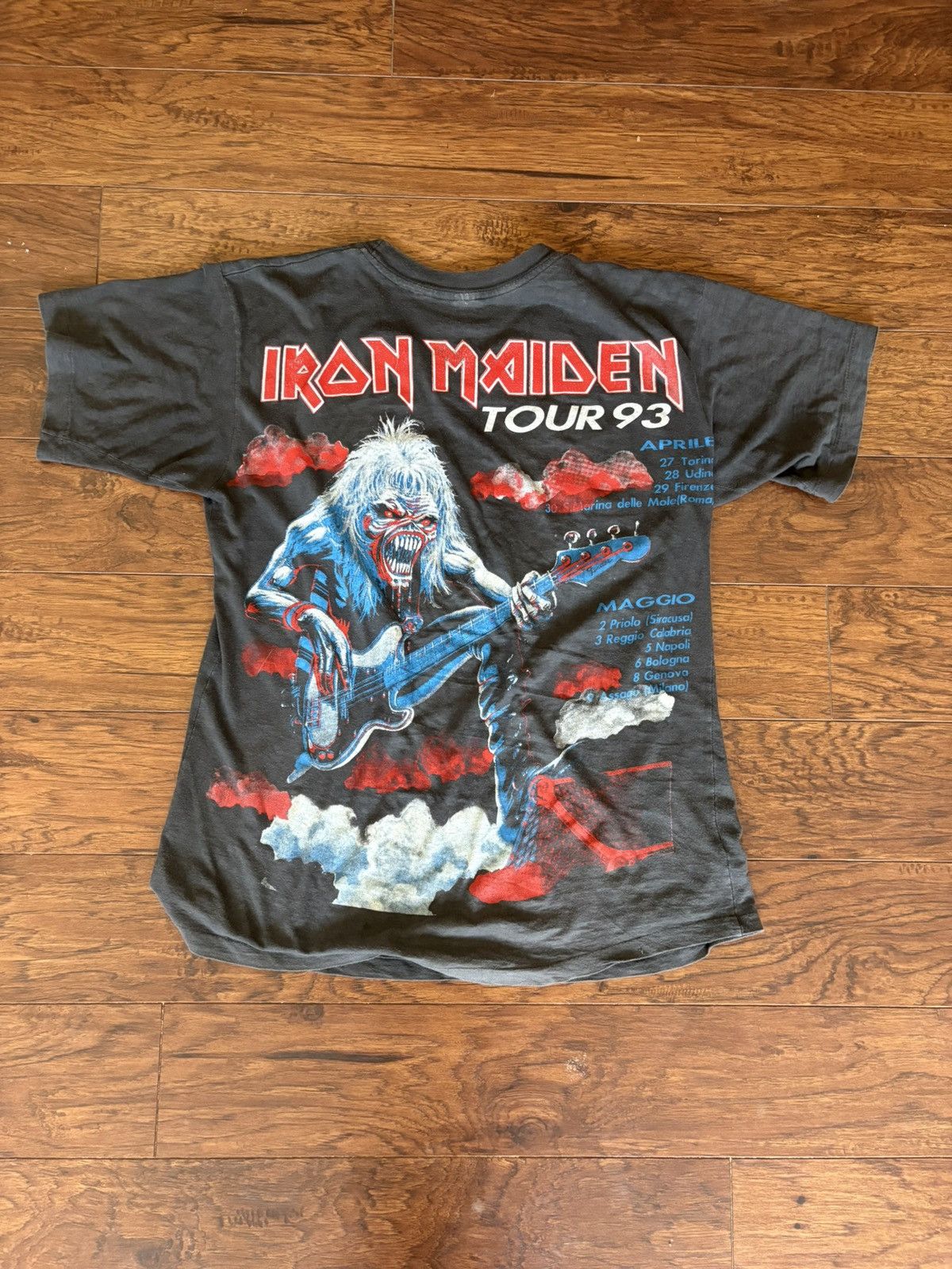 Vintage Vintage Iron Maiden 1993 Tee Size US XL / EU 56 / 4 - 2 Thumbnail