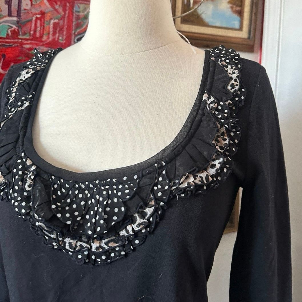 White House Black Market white house black market black long sleeve shirt Size S / US 4 / IT 40 - 2 Thumbnail