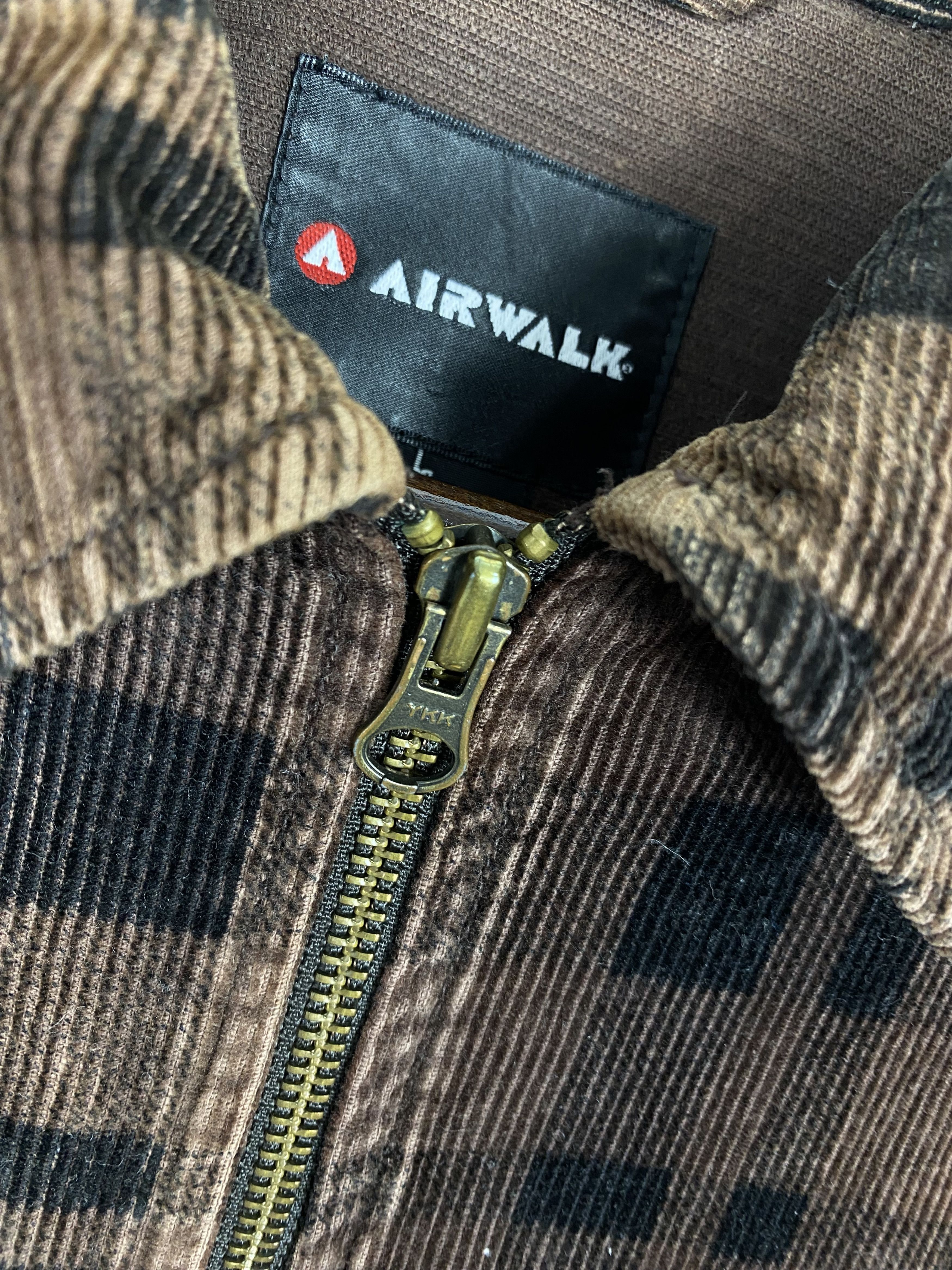 Airwalk Vintage Airwalk Checked Corduroy Chore Jacket Size US L / EU 52-54 / 3 - 3 Thumbnail
