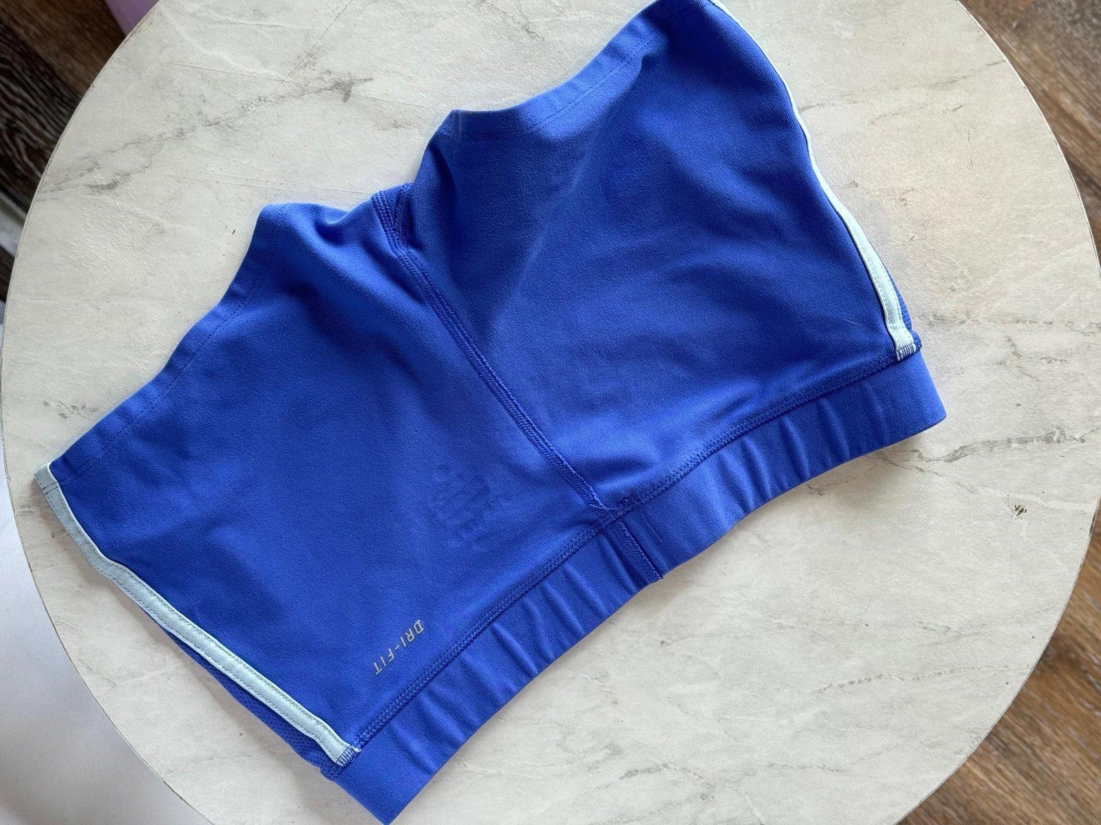 Nike Nike Bri Fit booty shorts Size 26" / US 2 / IT 38 - 6 Thumbnail