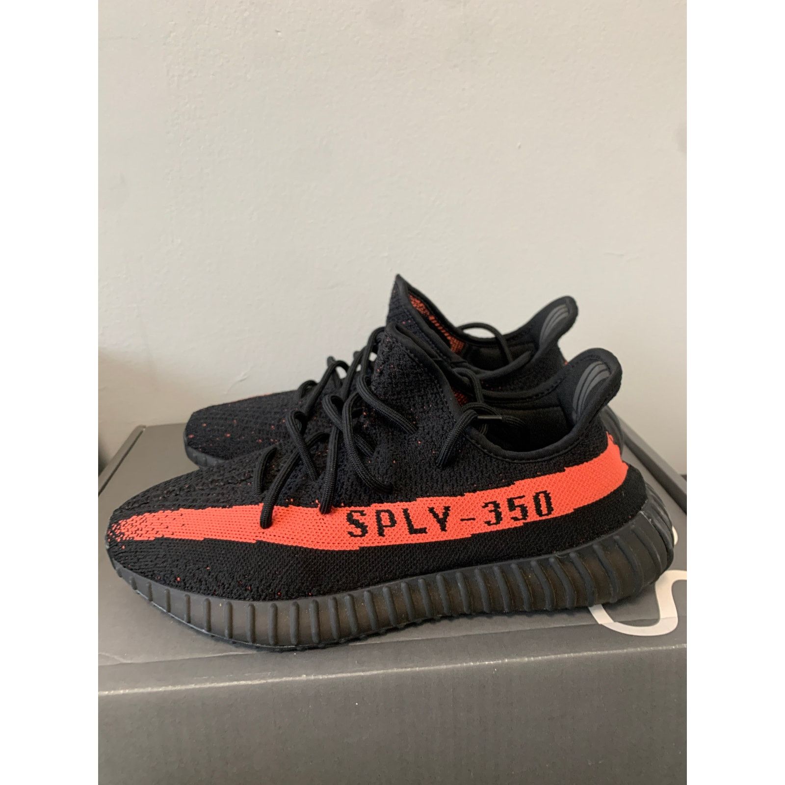 Adidas adidas Yeezy Boost 350 V2 Core Black Red Size 11.5 Used Size US 11.5 / EU 44-45 - 5 Thumbnail