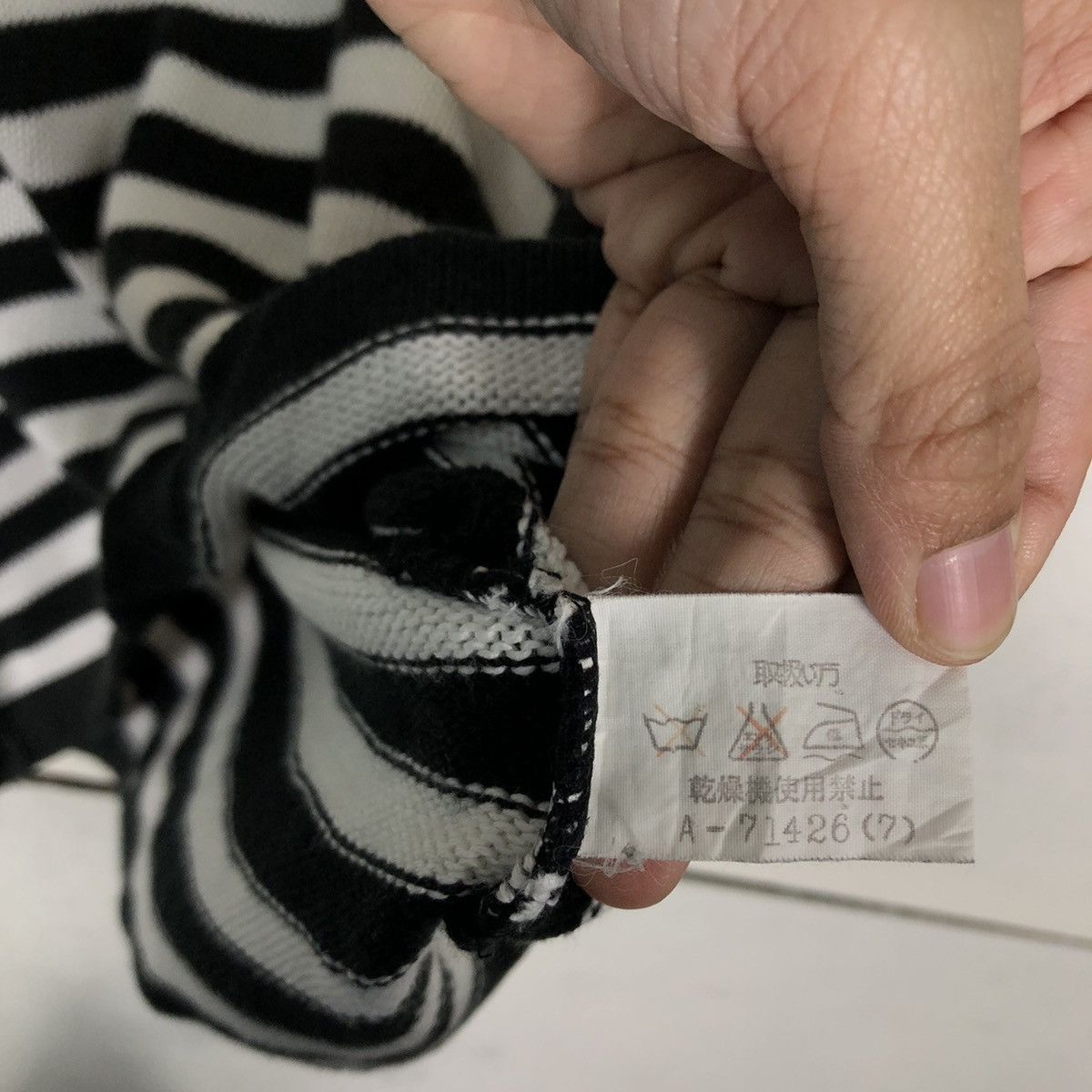 Japanese Brand 🔥Vintage Knit Sweatshirt Short Sleeve Andreluciano Japan Size US M / EU 48-50 / 2 - 11 Thumbnail