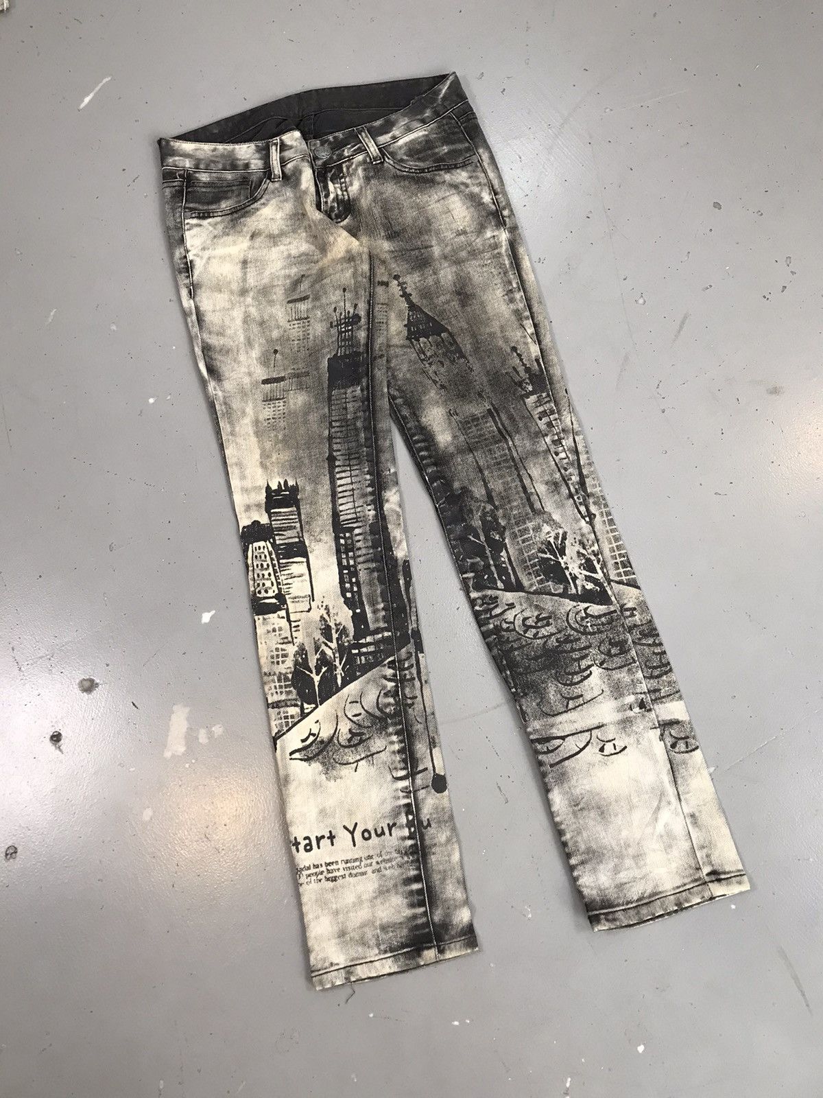 Vintage Vintage tuogu Aop slim fit denim Size 32" / US 10 / IT 46 - 2 Thumbnail