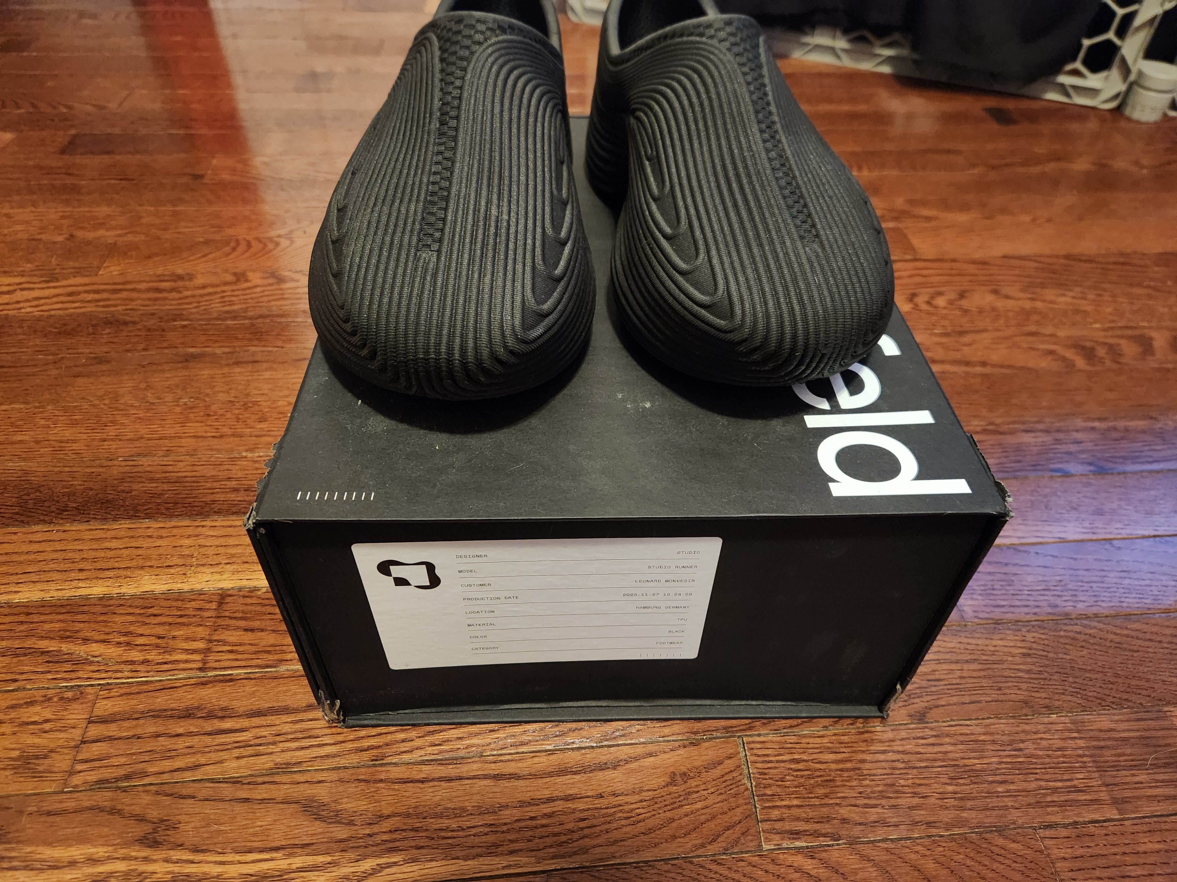 Other Zellerfeld Studio Runner Size US 12 / EU 45 - 4 Thumbnail