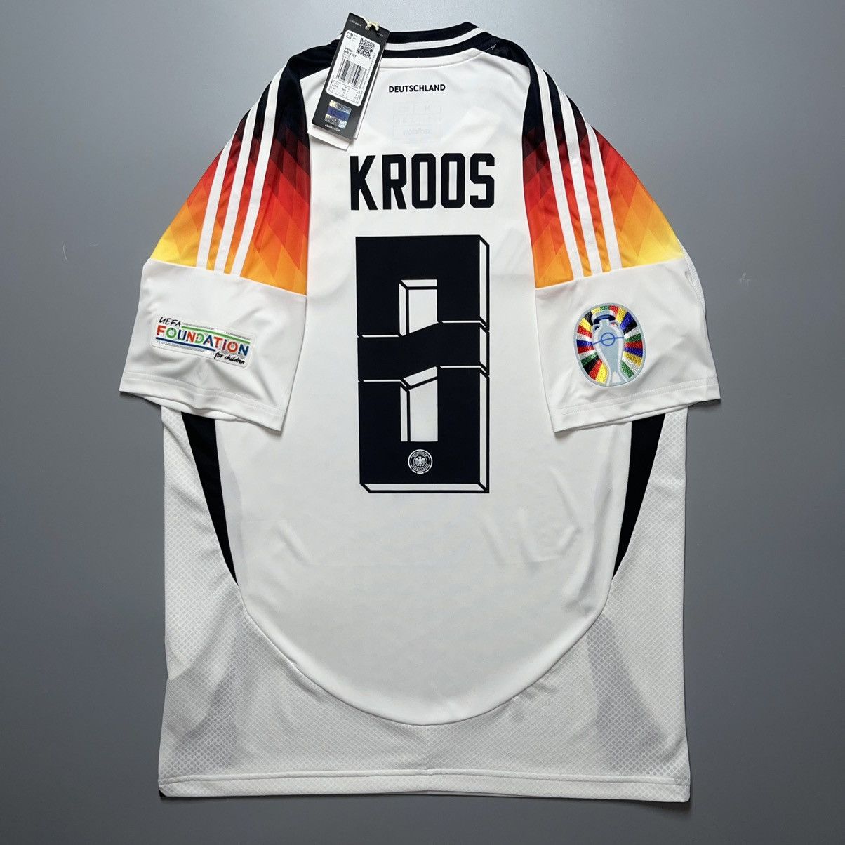 Adidas × Vintage NWT GERMANY ADIDAS 2024 EURO FOOTBALL HOME JERSEY #8 KROOS Size US M / EU 48-50 / 2 - 1 Thumbnail