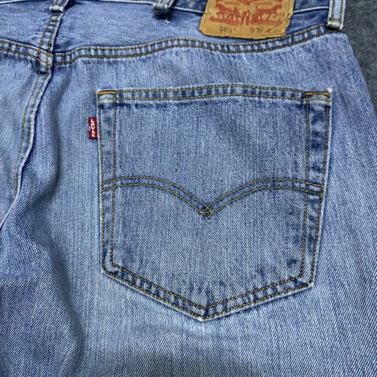 Levi's Vintage Levis 501 Distressed denim Kurt Cobain Style Size US 39 - 10 Thumbnail