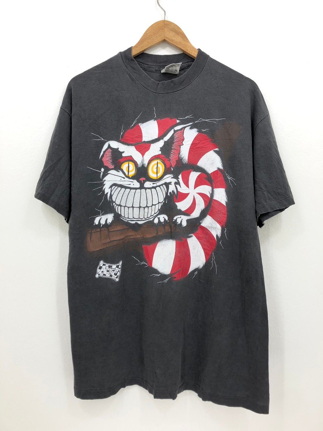 Vintage Vintage 90's Alice in Wonderland shirt Andazia tag BN Size US L / EU 52-54 / 3 - 4 Thumbnail