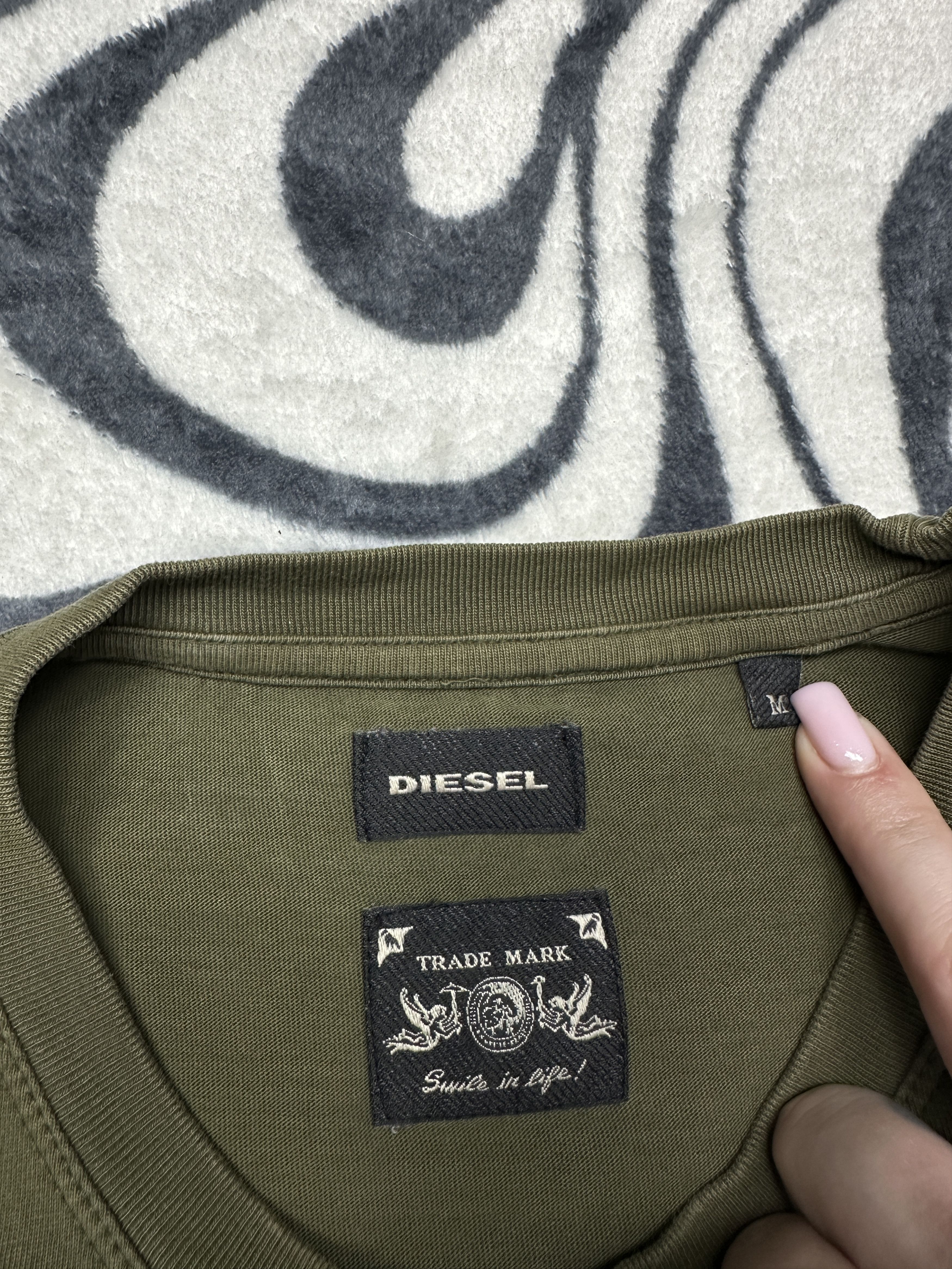 Diesel Diesel Vintage Big Logo Punk Distressed T-Shirt Tee Size US M / EU 48-50 / 2 - 4 Thumbnail