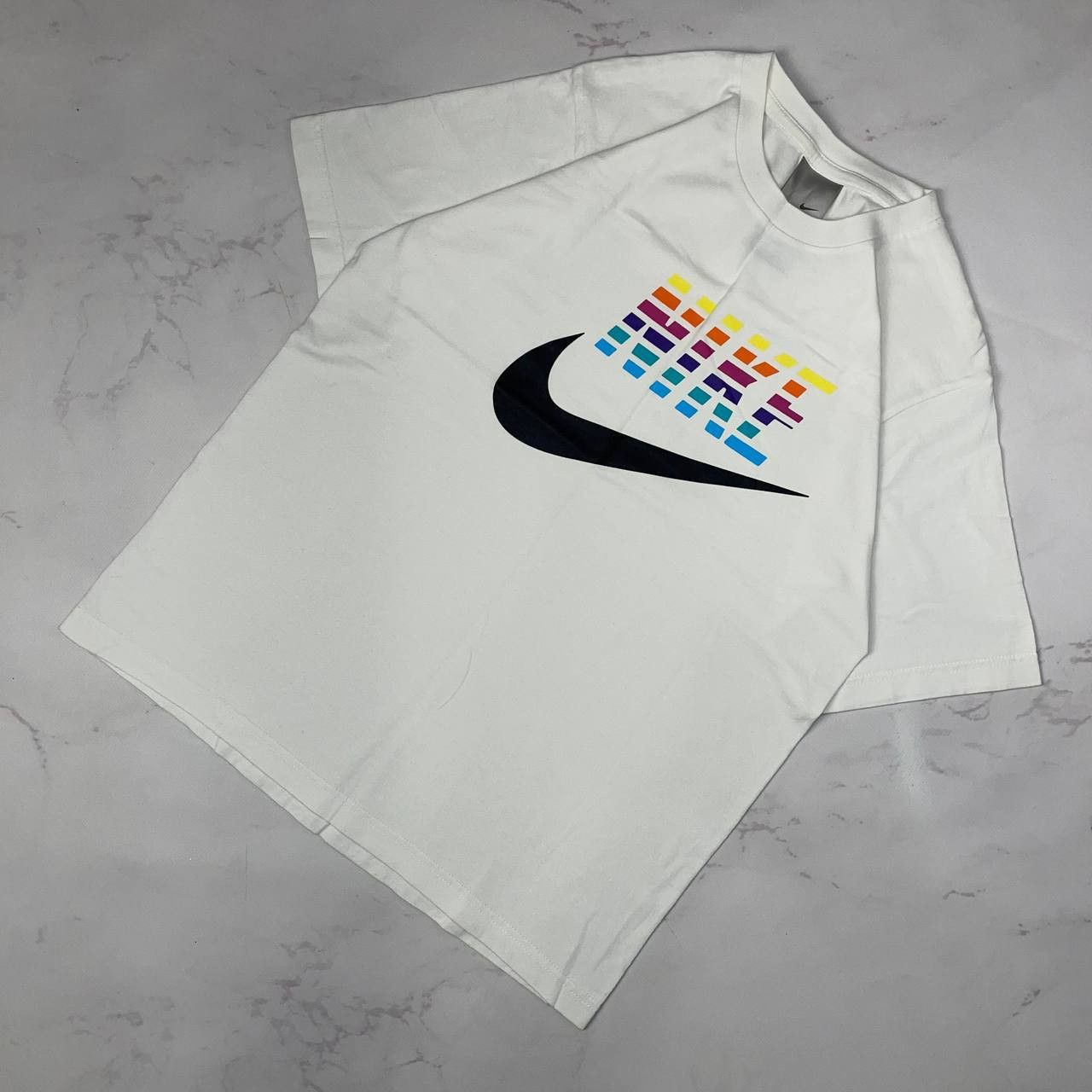 Nike Nike T-shirt Nsw Tee Big swoosh print y2k style streetwear S Size US S / EU 44-46 / 1 - 1 Thumbnail