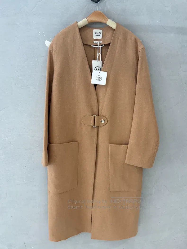 Hermes Hermes Light Khaki Coarse Linen Two-Pocket Coat Size XXS / US 00 / IT 34 - 1 Thumbnail