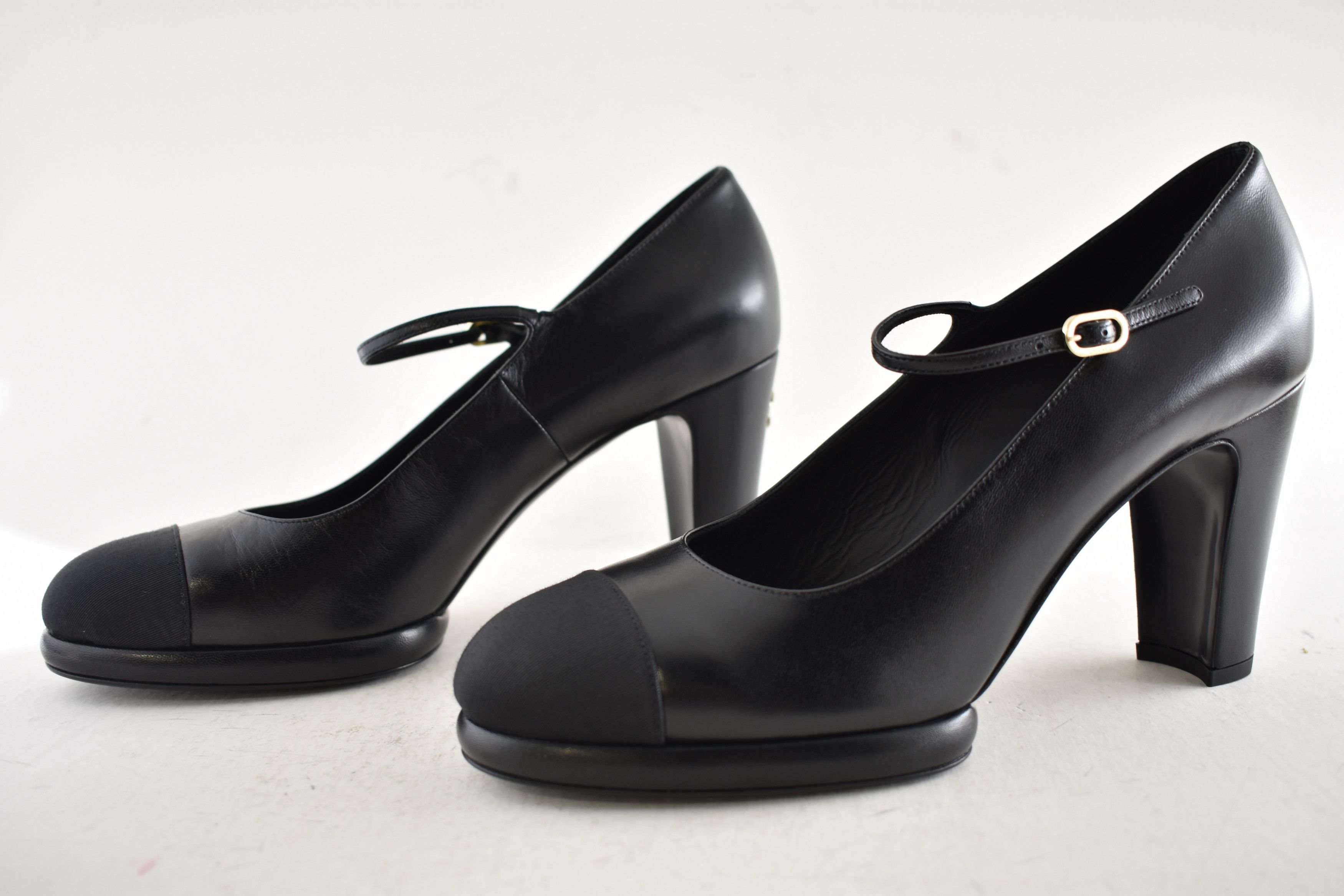 Chanel Chanel 24B CC Logo Ankle Strap Block Heel Platform Pumps 41 Size US 11 / IT 41 - 12 Thumbnail