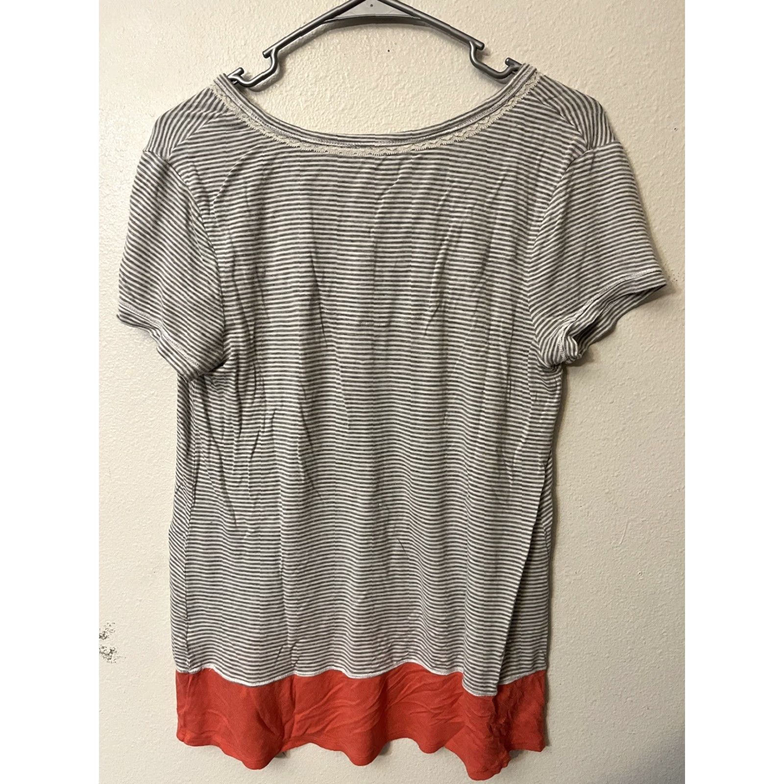 Vintage VINTAGE Simply Vera Vera Wang Shirt Womens M Short Sleeve Blouse Henley Striped Size M / US 6-8 / IT 42-44 - 3 Thumbnail