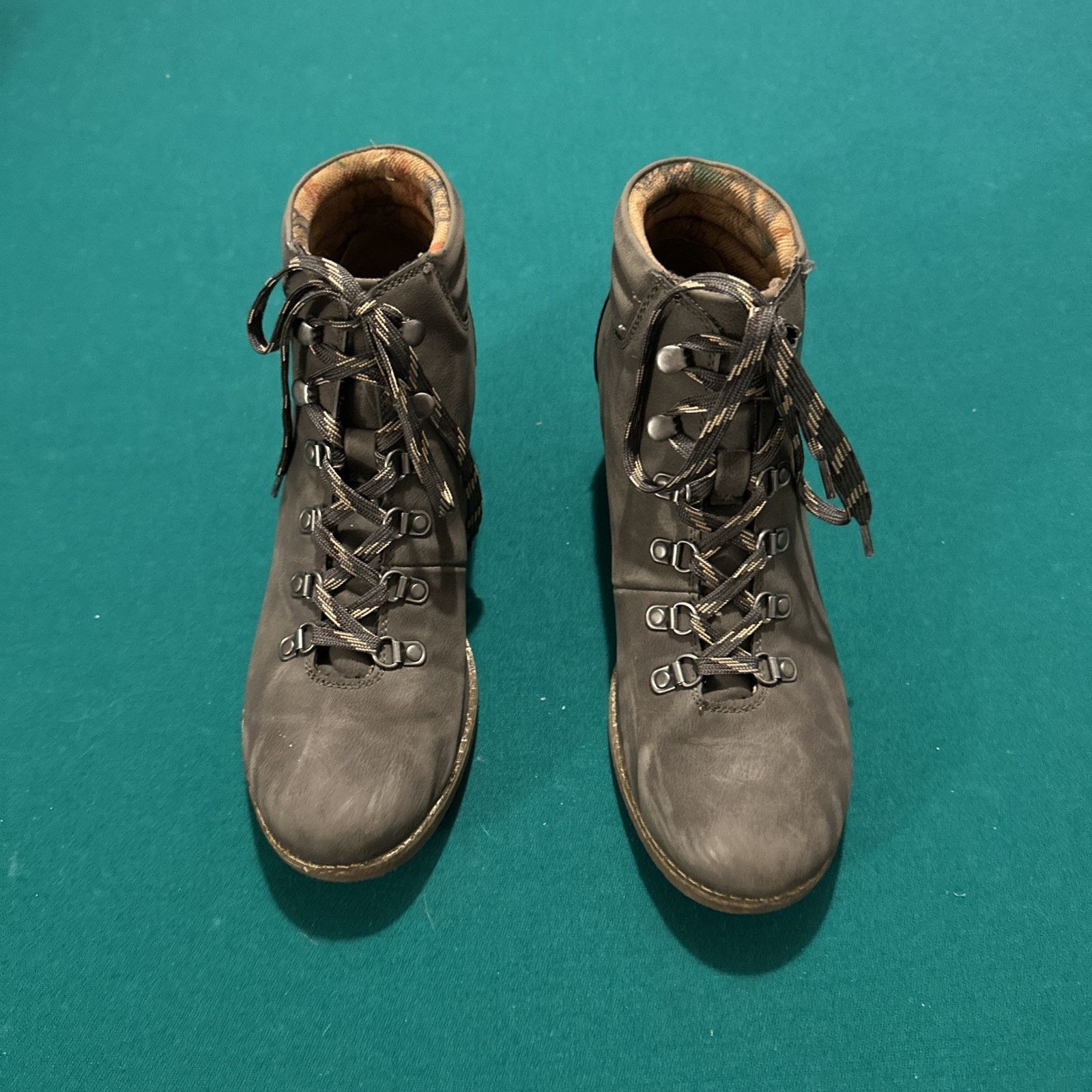 Other B.O.C Women's Light Grey Hiking Style Boots Size 8.5M Size US 8.5 / IT 38.5 - 1 Thumbnail