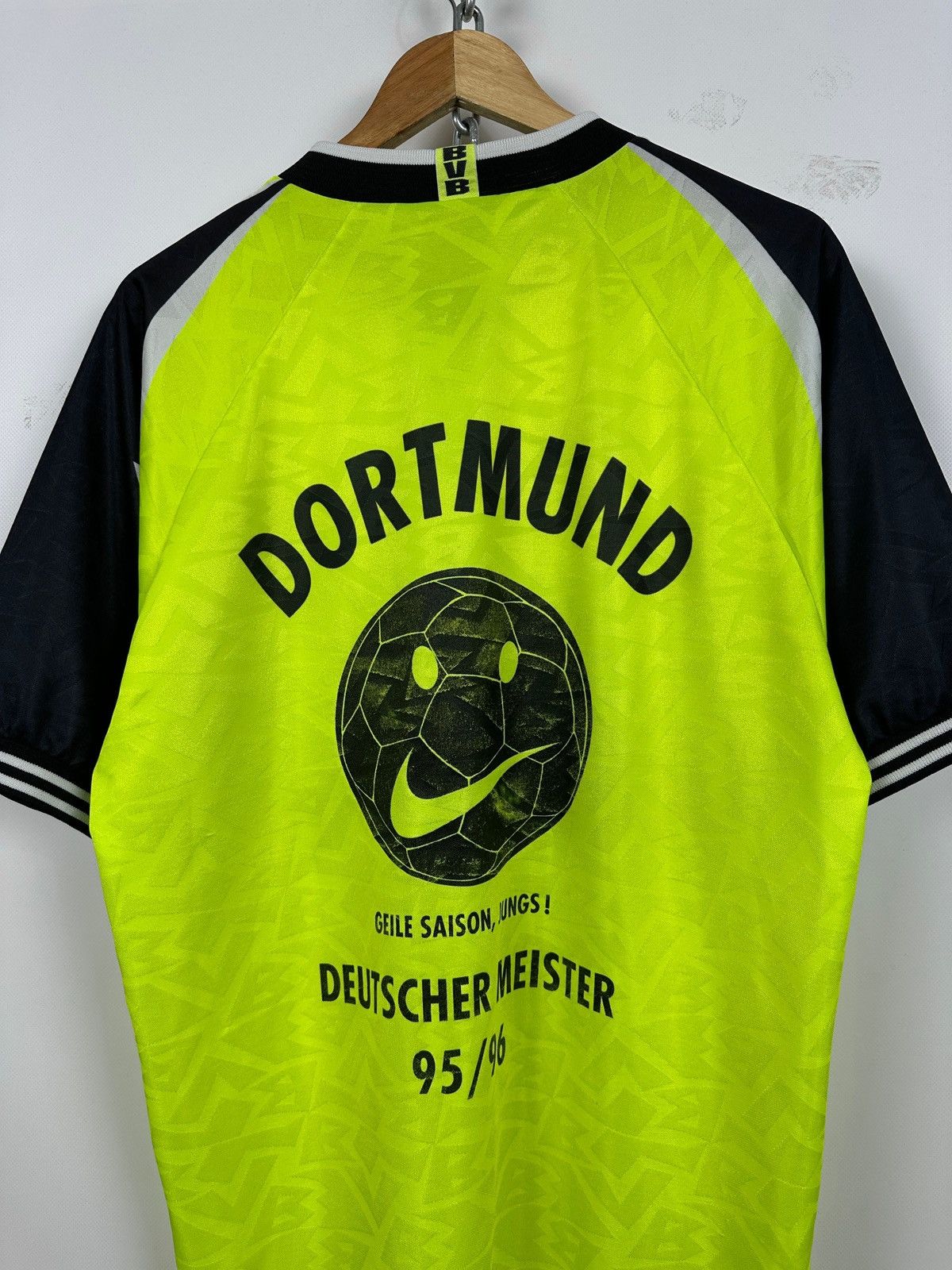 Nike 1995/96 Nike Borussia Dortmund Deutschmeister Soccer Jersey Size US L / EU 52-54 / 3 - 13 Thumbnail