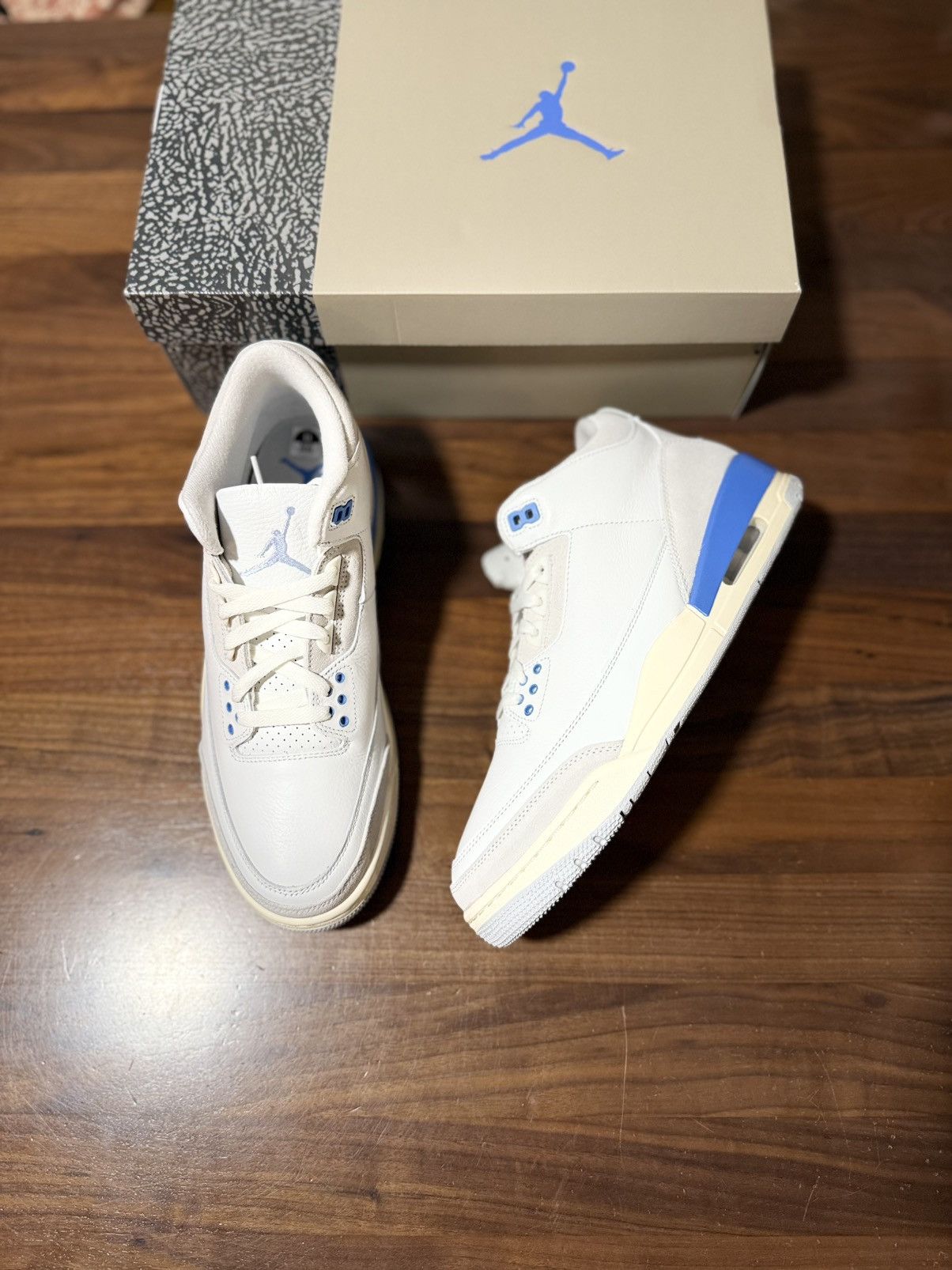 Jordan Brand × Nike Nike Air Jordan Retro 3 “Lucky Shorts” CT8532 101 Size 11 Size US 11 / EU 44 - 1 Thumbnail