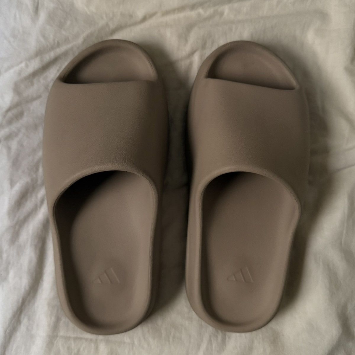 Adidas Yeezy Slides “ PURE “ Size US 9 / EU 42 - 1 Thumbnail