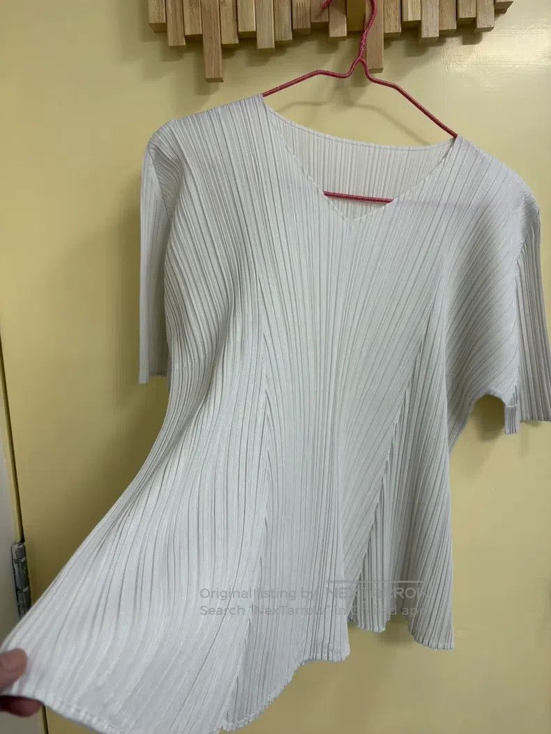 Issey Miyake Issey Miyake Cream Top Size L / US 10 / IT 46 - 3 Thumbnail