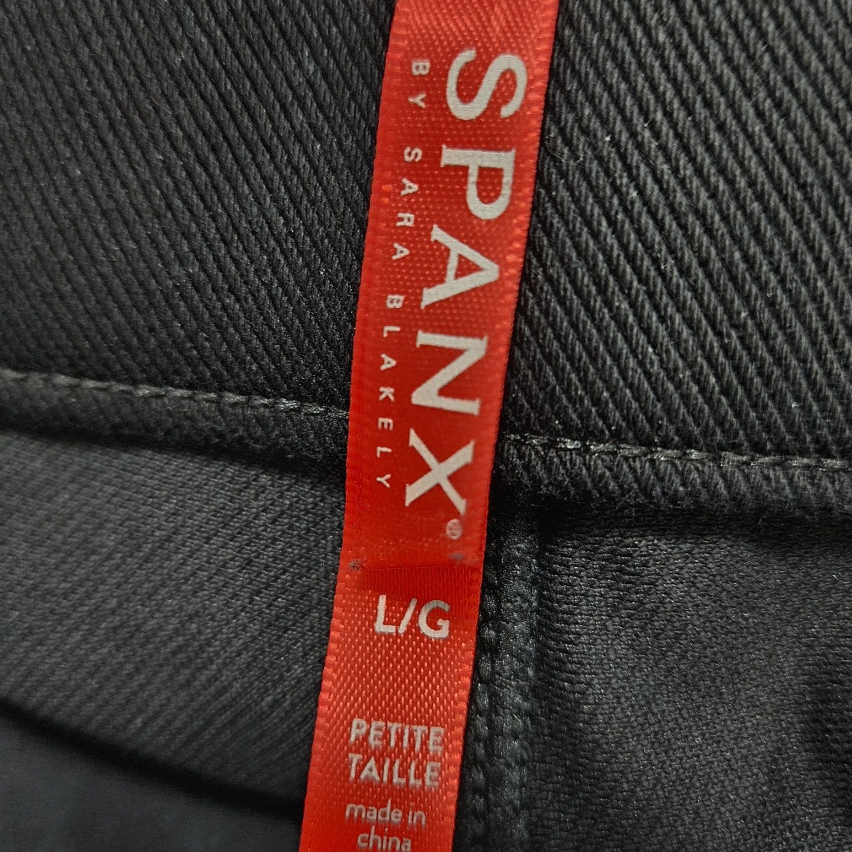 Spanx Spanx Black High Rise Slimming Stretch Cropped Jegging Leggings L Women Size 36" / US 14 / IT 50 - 3 Thumbnail