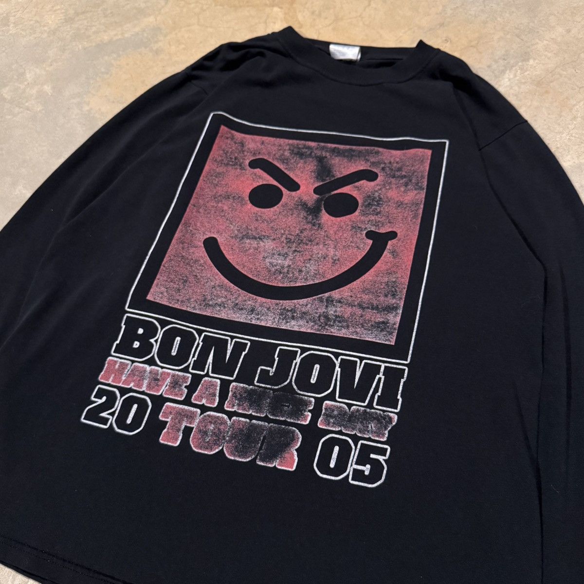 Vintage 2005 Bon Jovi Faded Have A Nice Day Tour Rap Style Tee ERD Size US L / EU 52-54 / 3 - 3 Thumbnail