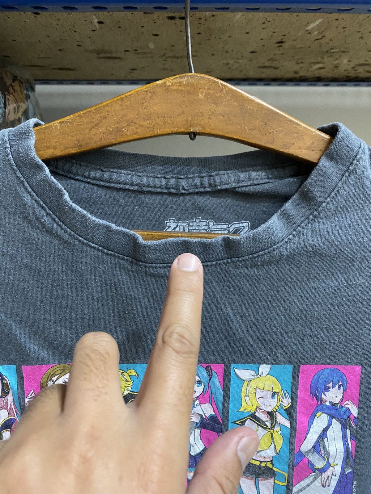 Anime HATSUNE MIKU TSHIRT Size US L / EU 52-54 / 3 - 9 Thumbnail