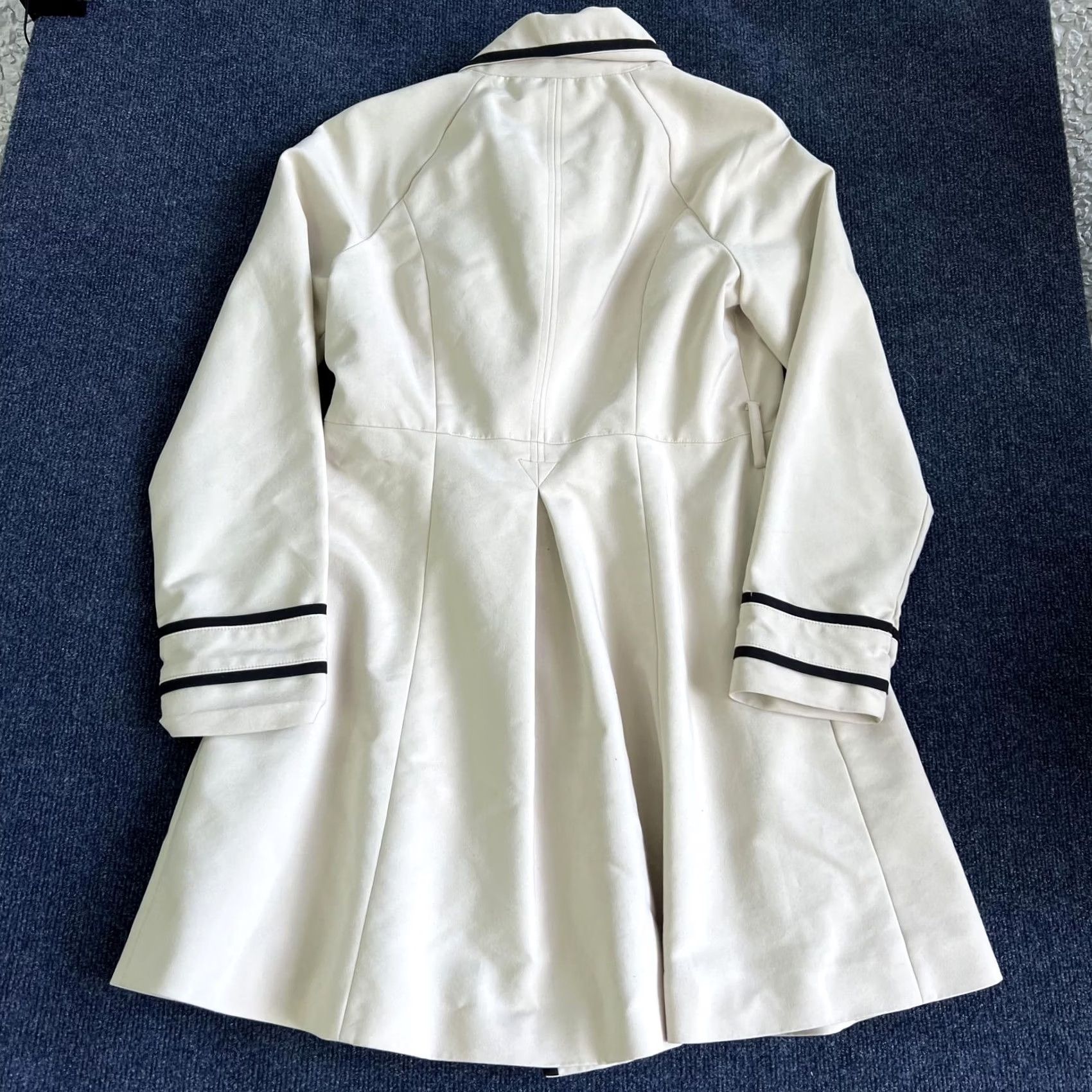 Vintage ELLE Coat Womens 8 Beige Cotton Blend Double Breasted Trench Contrast Piping Coat for Women Size M / US 6-8 / IT 42-44 - 4 Thumbnail