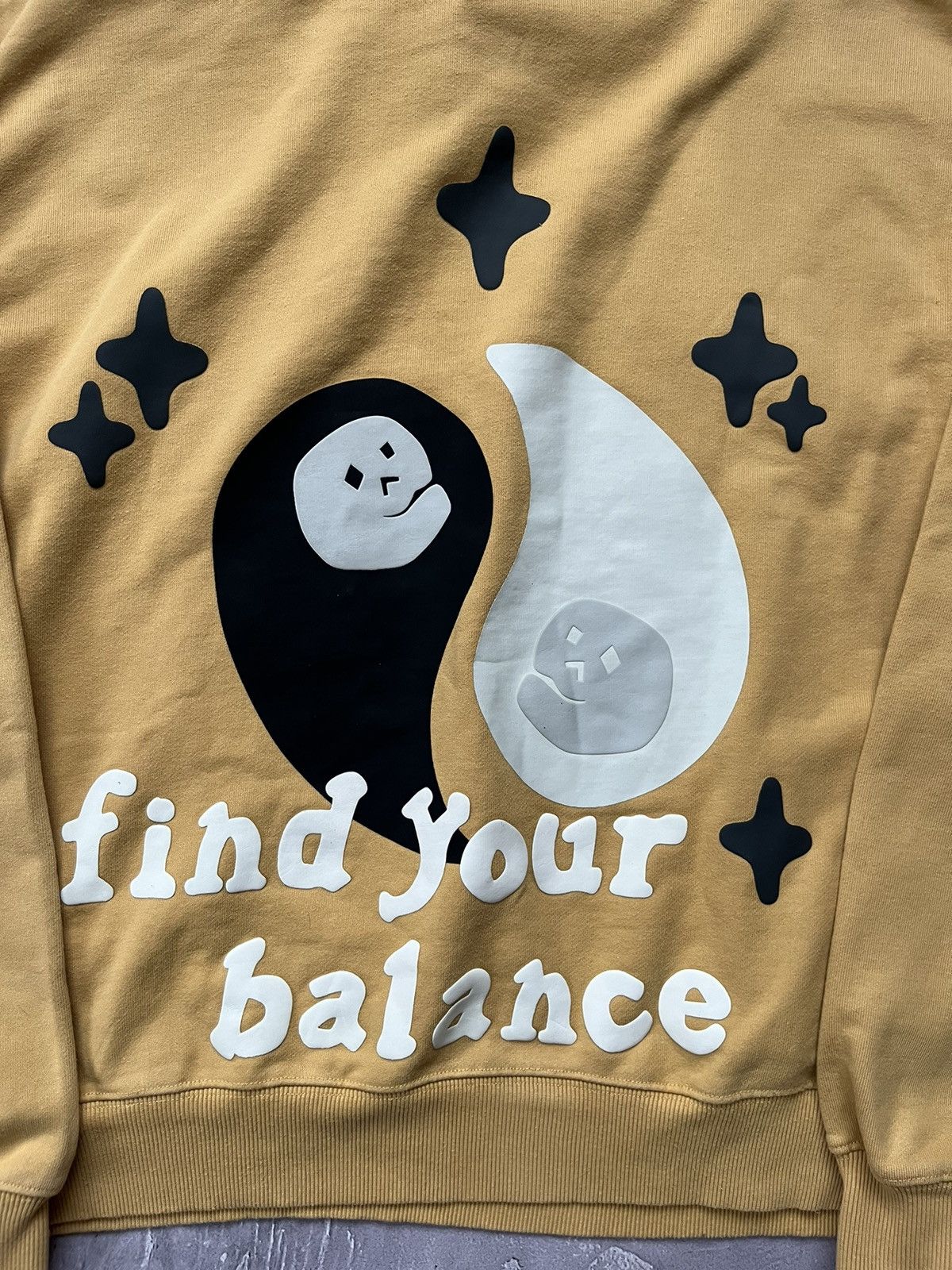 Broken Planet Broken Planet “So Much Chaos Find Your Balance ” Hoodie Size US M / EU 48-50 / 2 - 9 Thumbnail