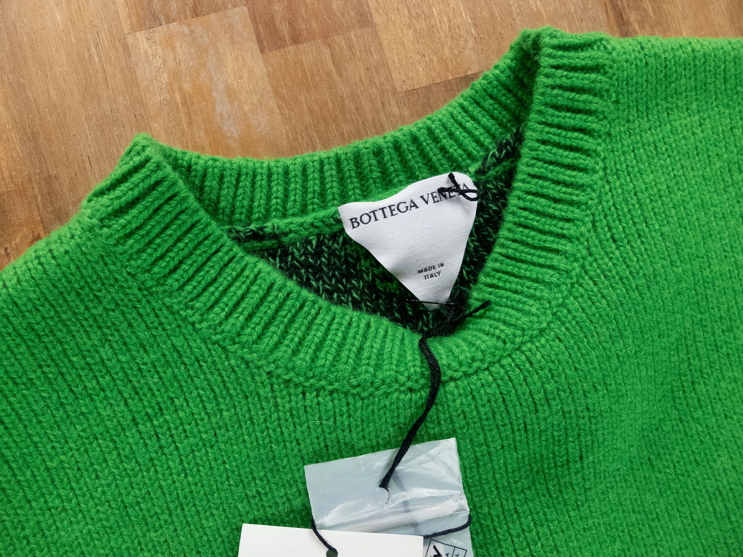 Bottega Veneta BOTTEGA VENETA parakeet green wool chunky sweater Medium Size US M / EU 48-50 / 2 - 2 Thumbnail