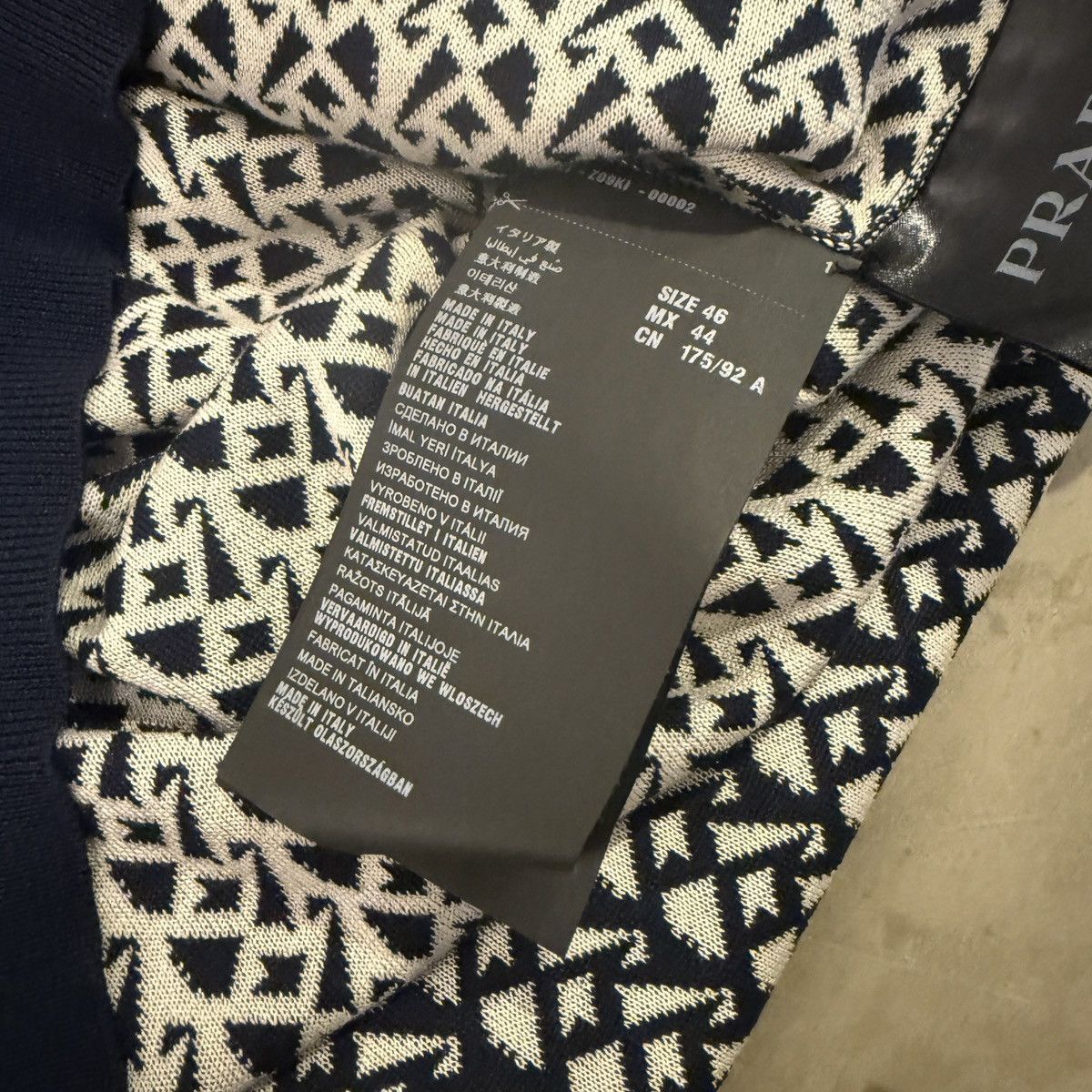 Prada PRADA 15SS Geometric Jacquard Knit Vest Gilet Size US S / EU 44-46 / 1 - 7 Thumbnail