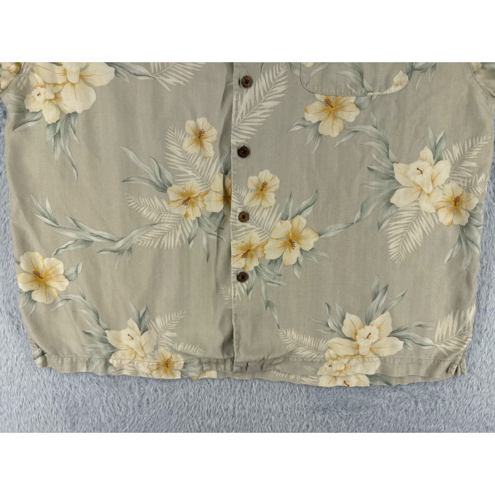 Tommy Bahama Tommy Bahama Shirt Men XL Beige Floral Herringbone 100% Silk Hawaiian Button-Up Short Sleeve Size US XL / EU 56 / 4 - 5 Thumbnail
