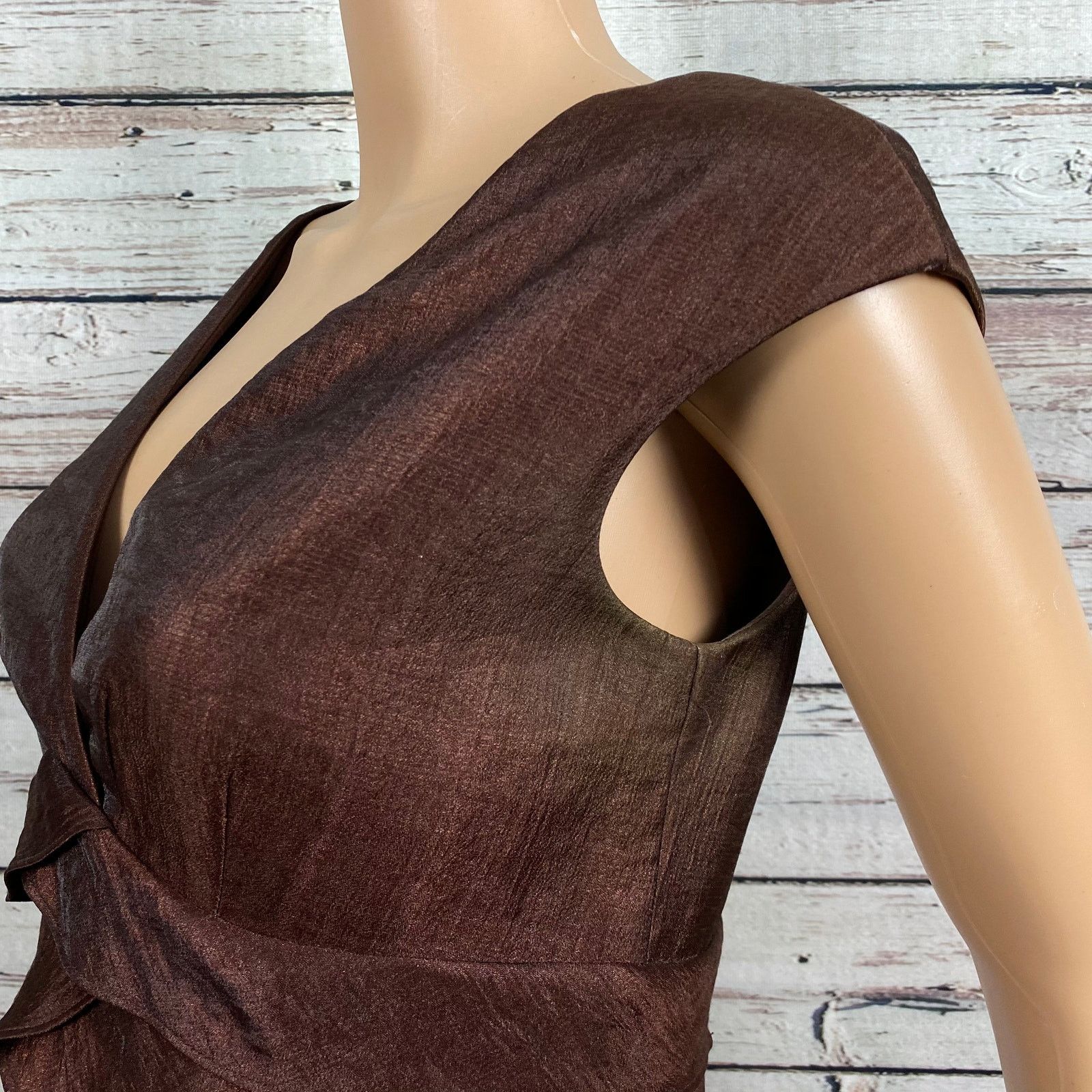 Other Jessica Howard Brown Shiny Empire Waist Ruffled Dress 6 Size M / US 6-8 / IT 42-44 - 10 Thumbnail